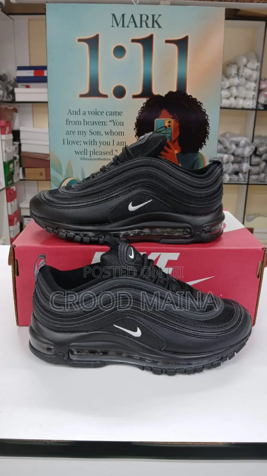 Sneakera and Wear