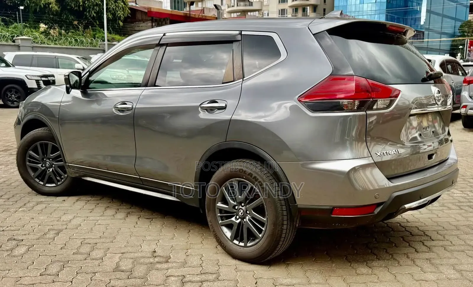 Nissan X-Trail 2.0 Petrol AWD 2019 Silver