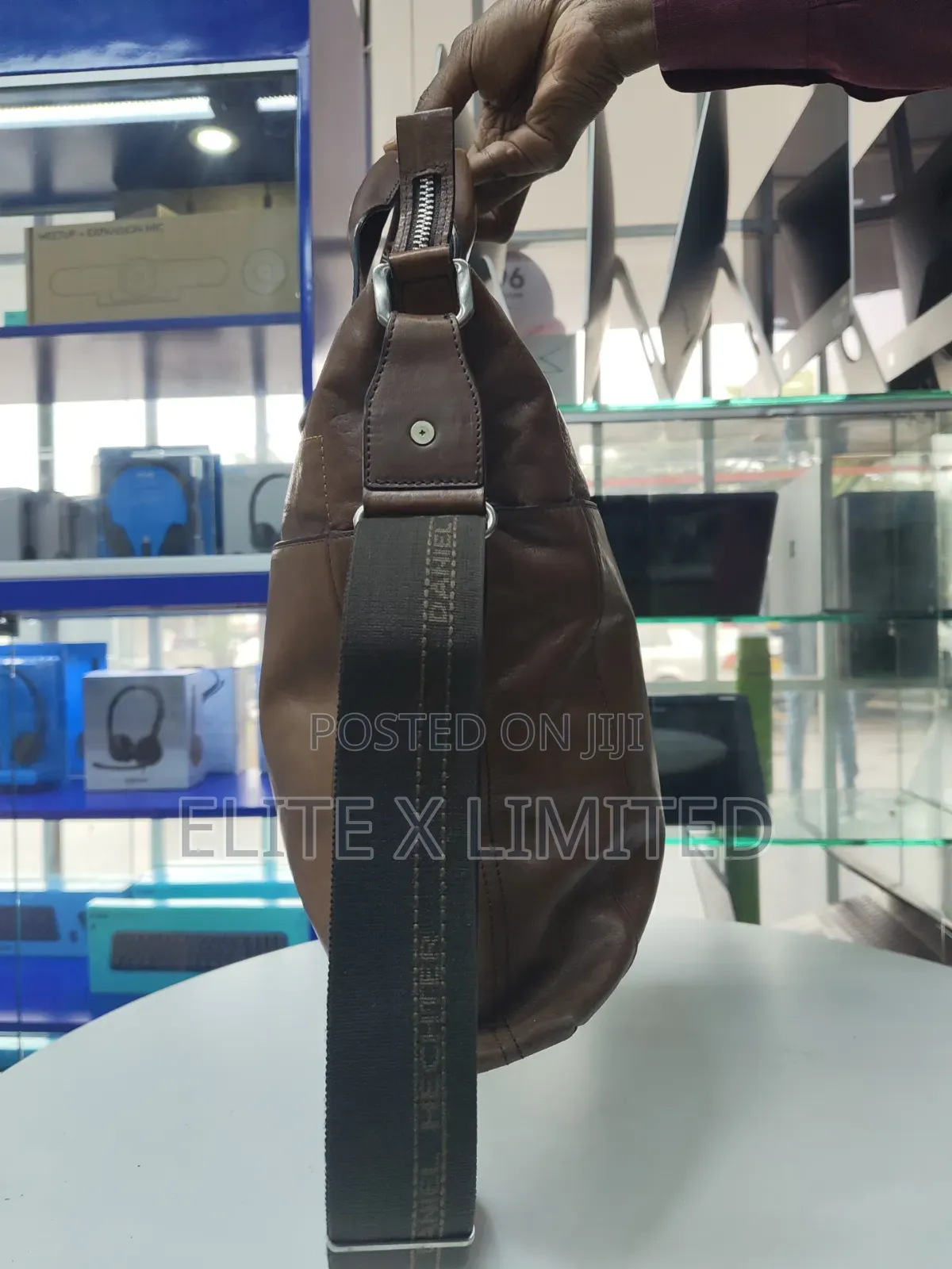 Brown Leather Shoulder Bag (14.0 Inches)