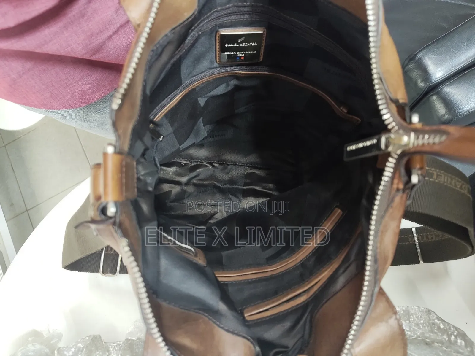 Brown Leather Shoulder Bag (14.0 Inches)