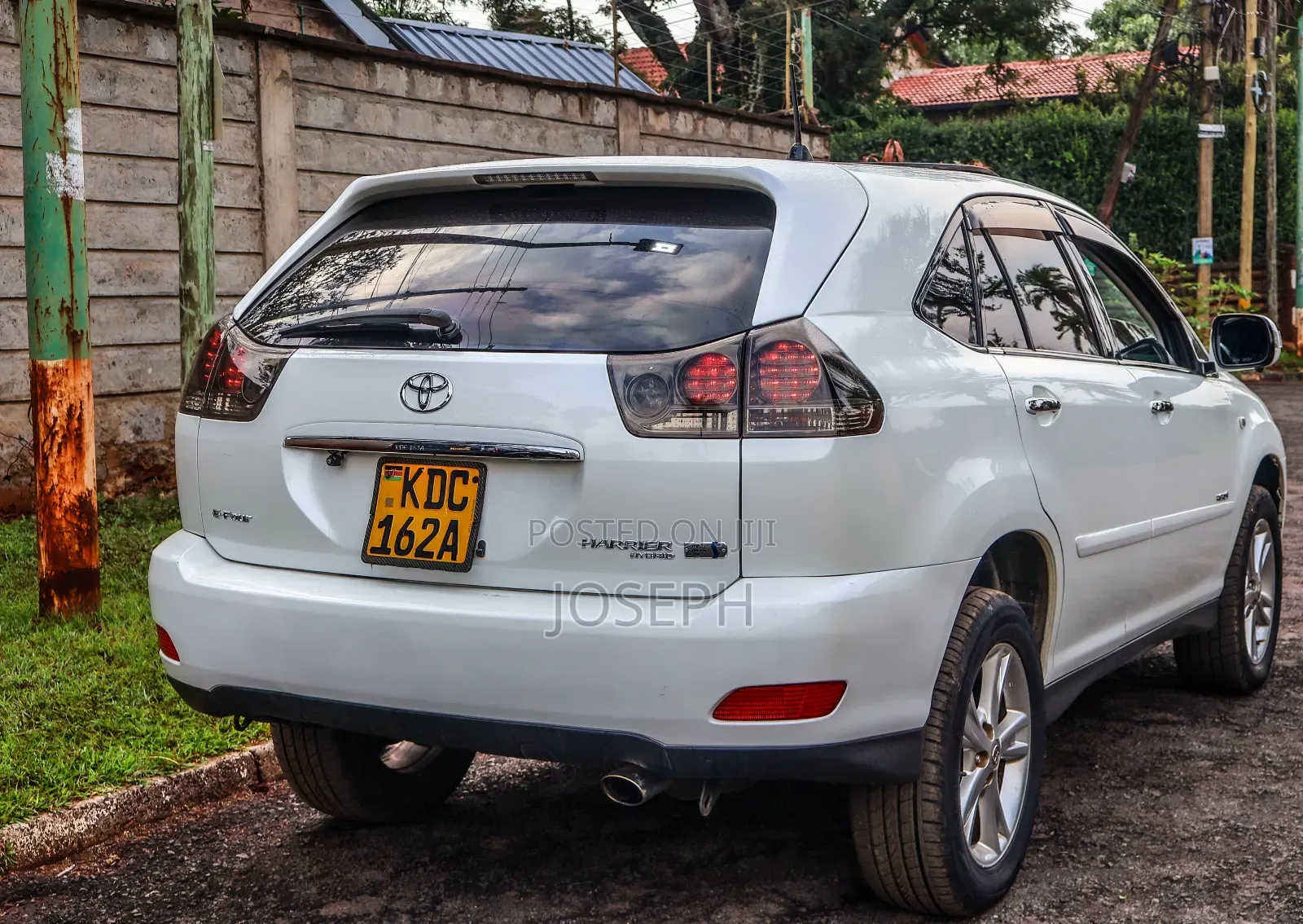 Toyota Harrier 3.3 Hybrid 4WD 2011 Pearl