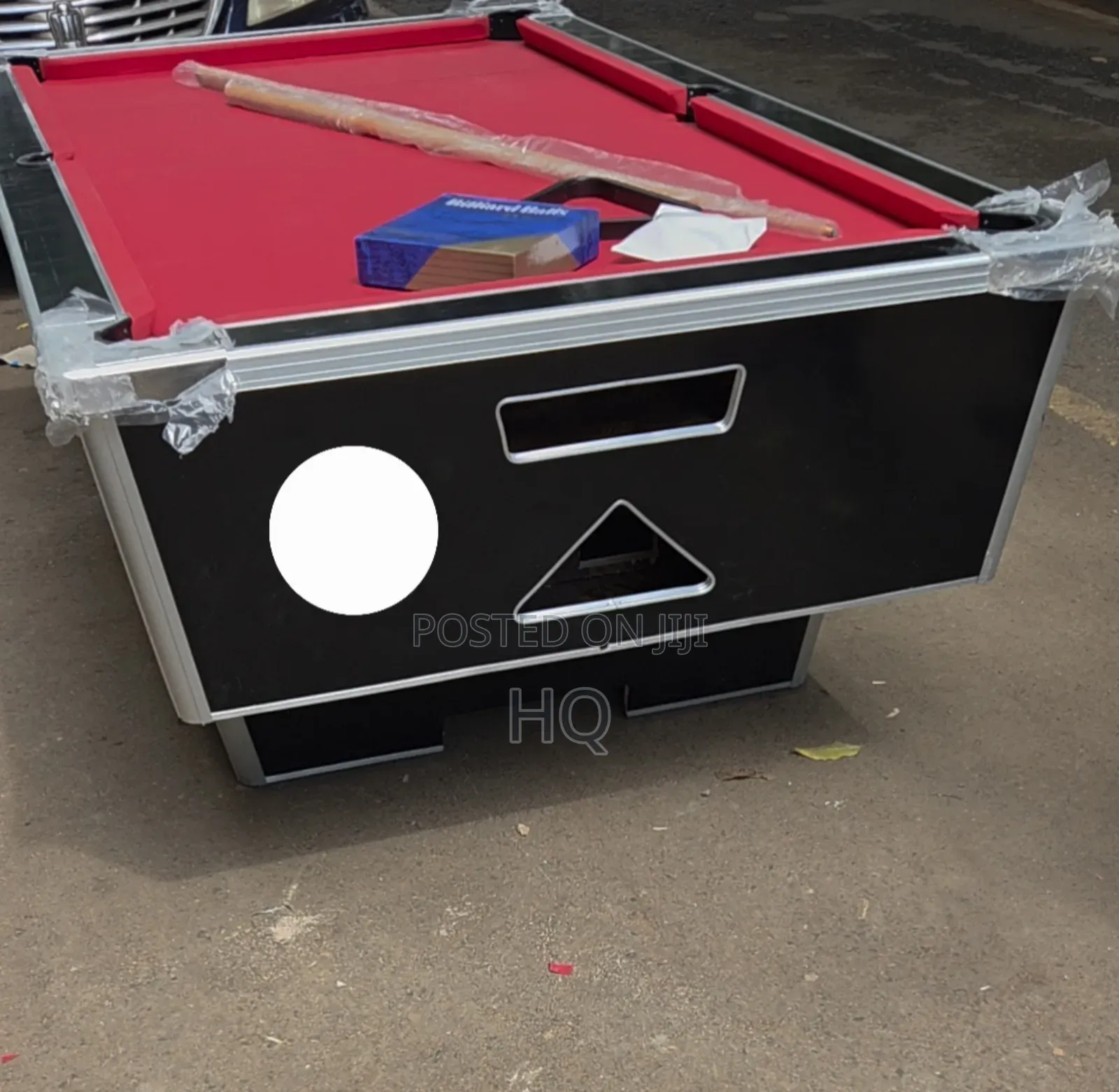 Pool Tables With Marble Top Stone Model J_643_iw Black Red Tip Chalk
