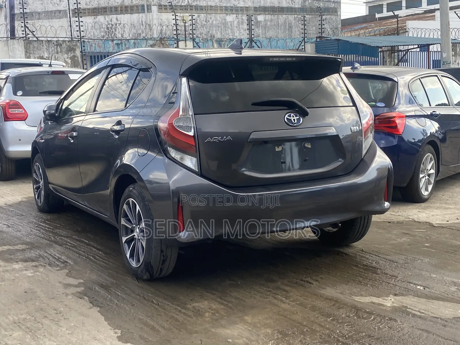 Toyota Aqua 2019 Gray