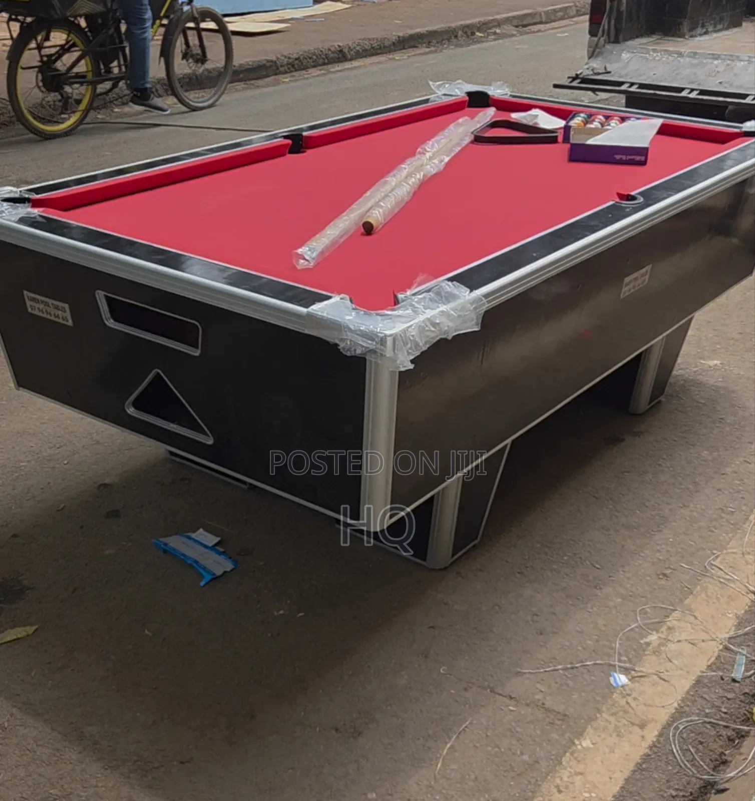 Pool Tables New With Red Carpet and Marble Model Gtv_498326_bi