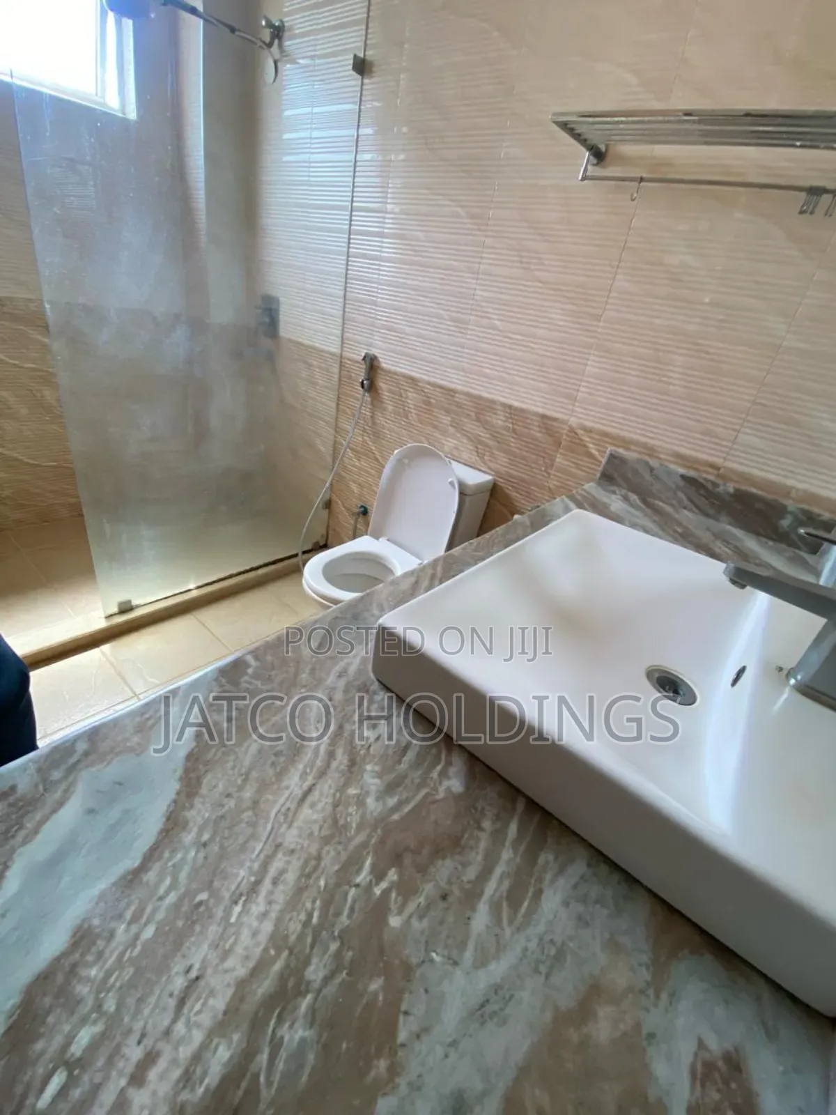3bdrm Apartment in Parklands for sale
