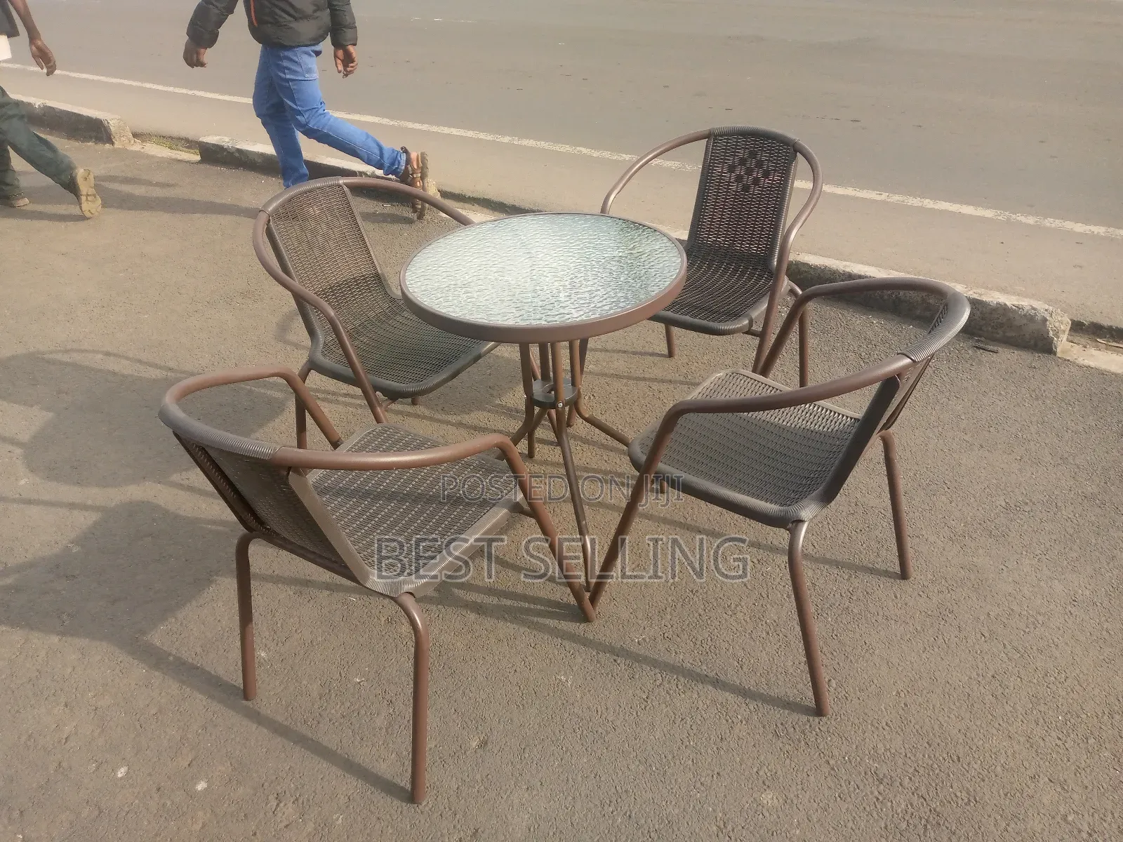 5 Seater Brown Outdoor/Balcony Table and Chairs