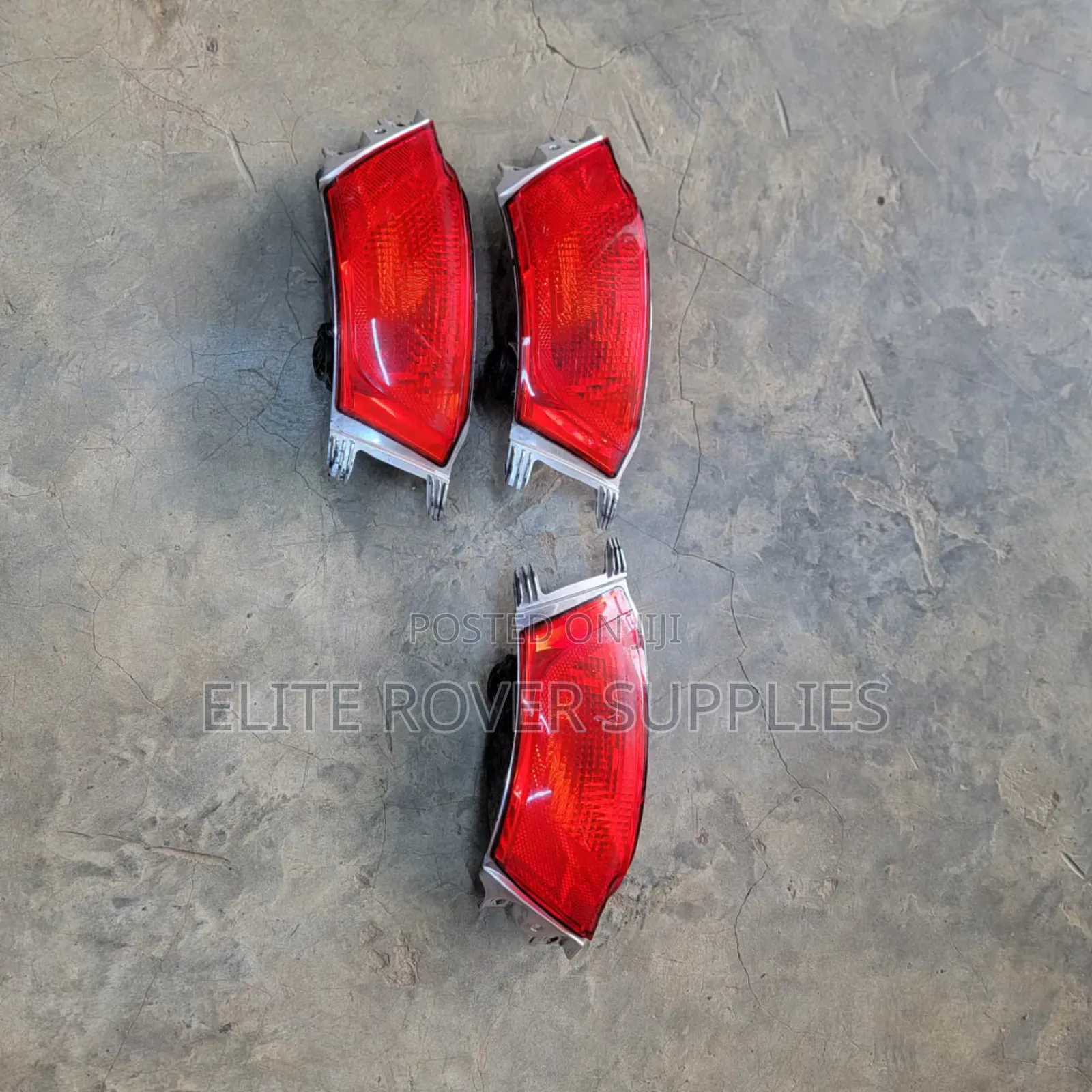 L494 Rear Bumper Reflectors