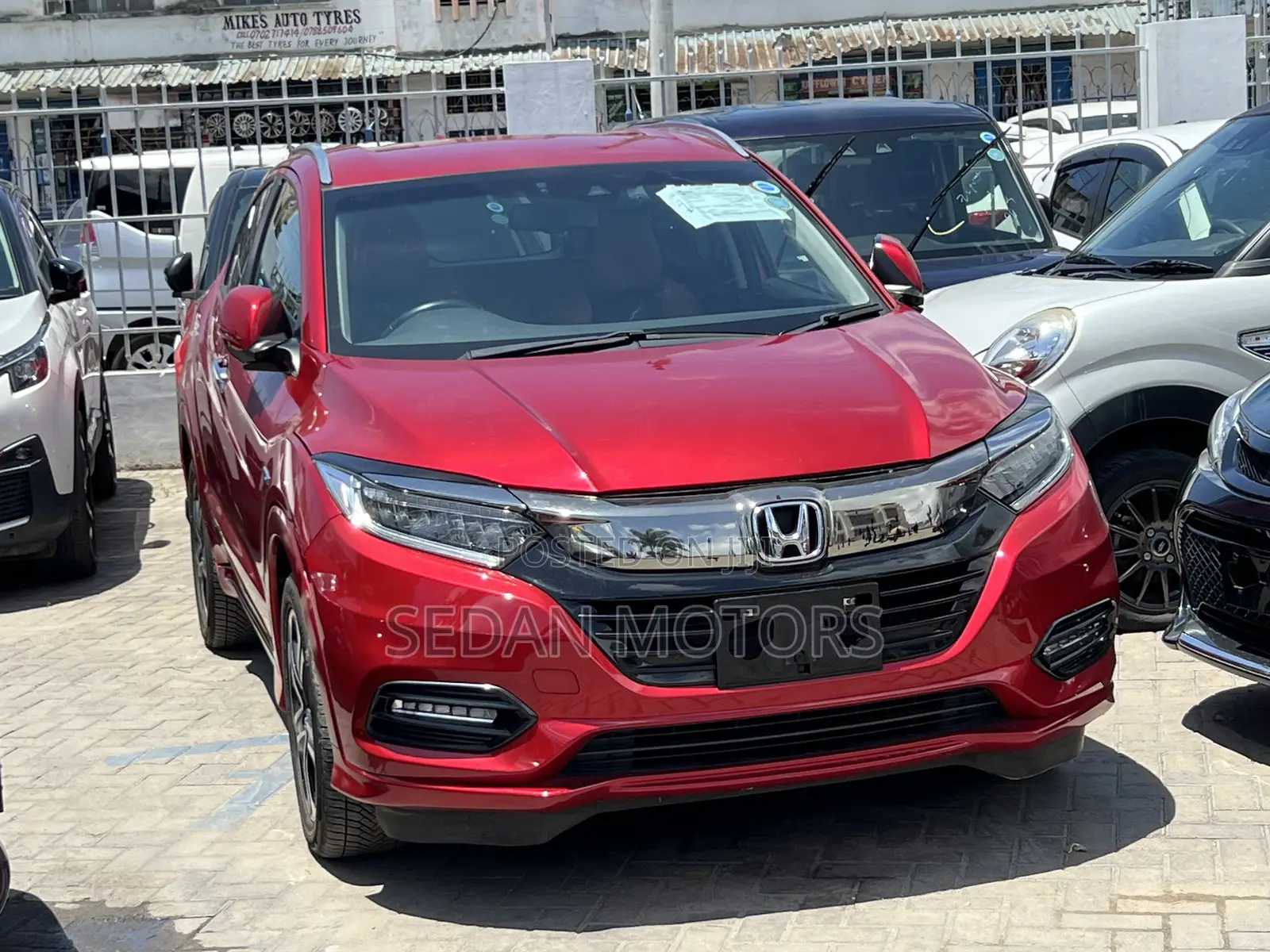 Honda Vezel 2019 Burgundy