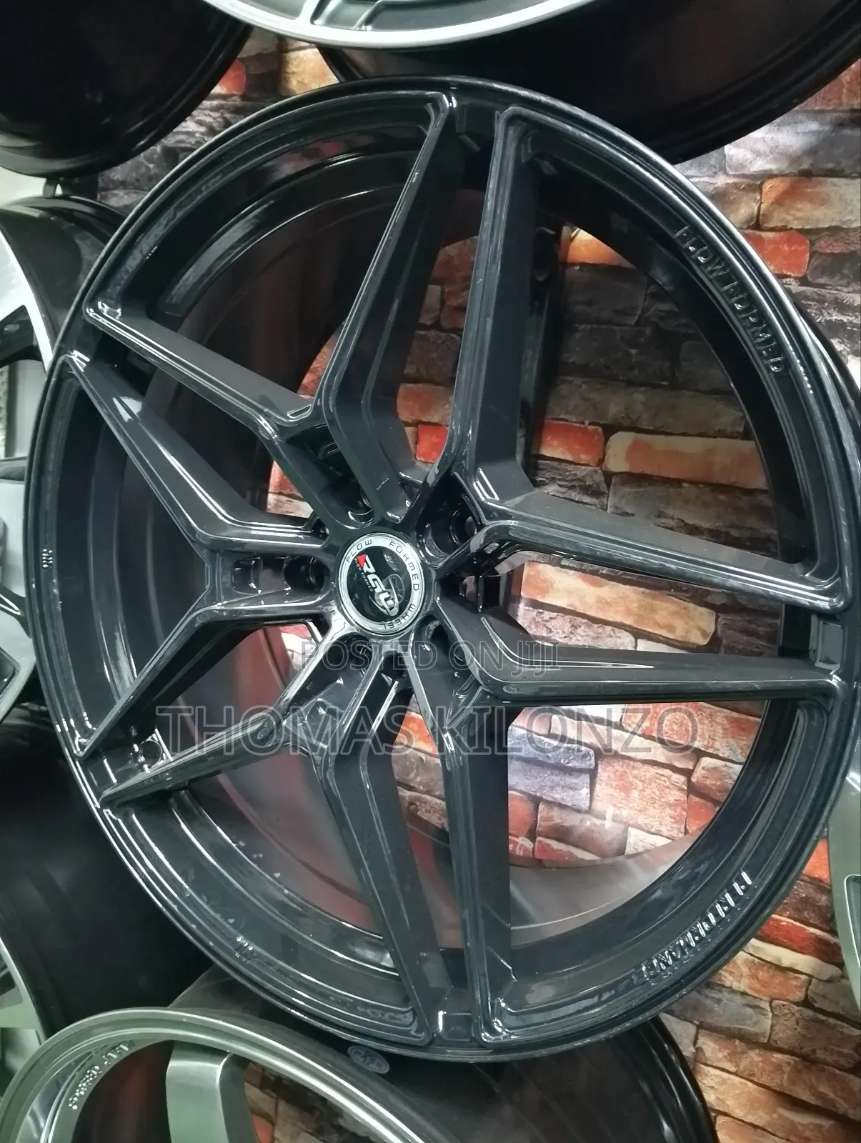 Size 19 5/114.3 for Toyota Harrier Rims