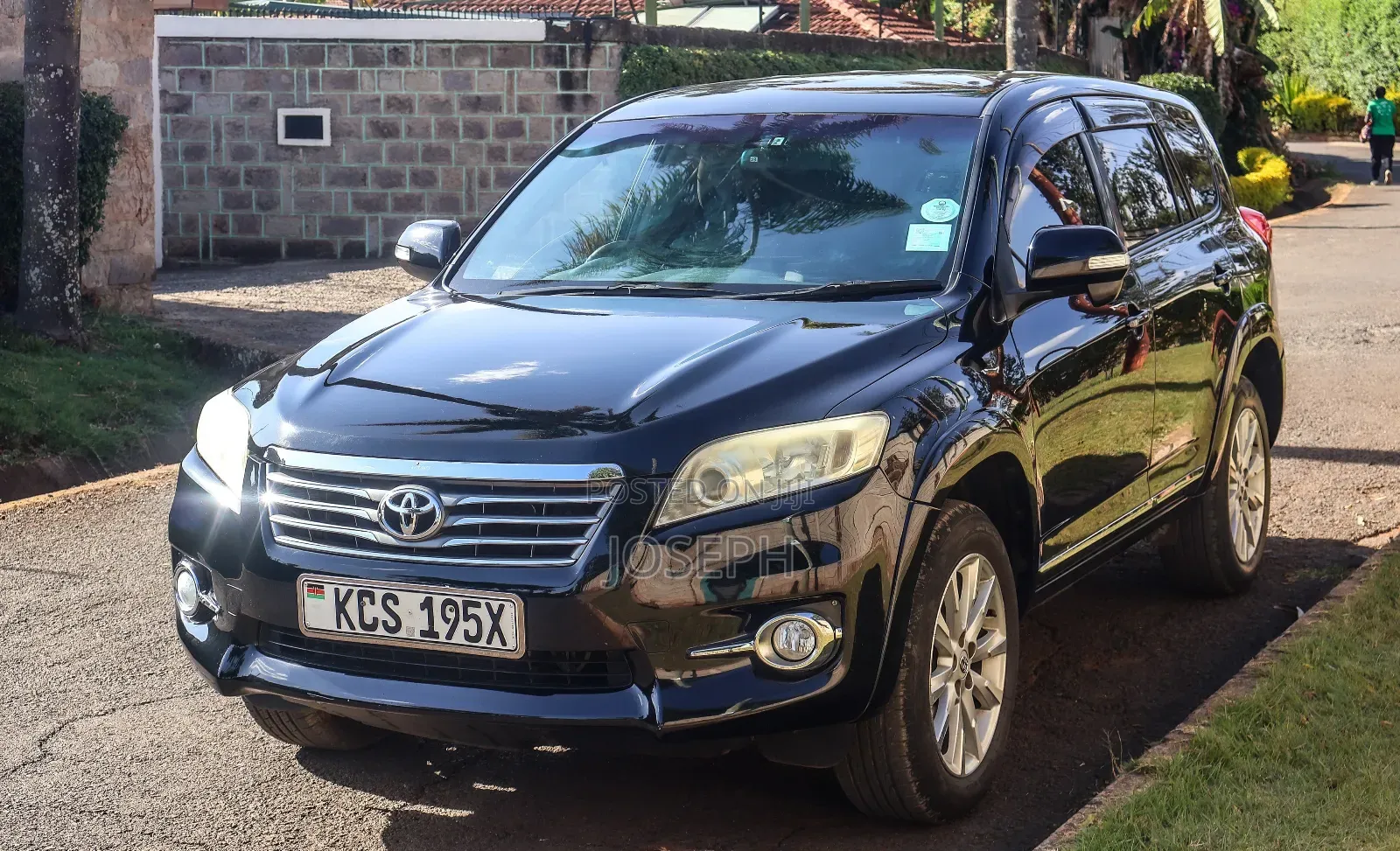 Toyota Vanguard 2011 Black