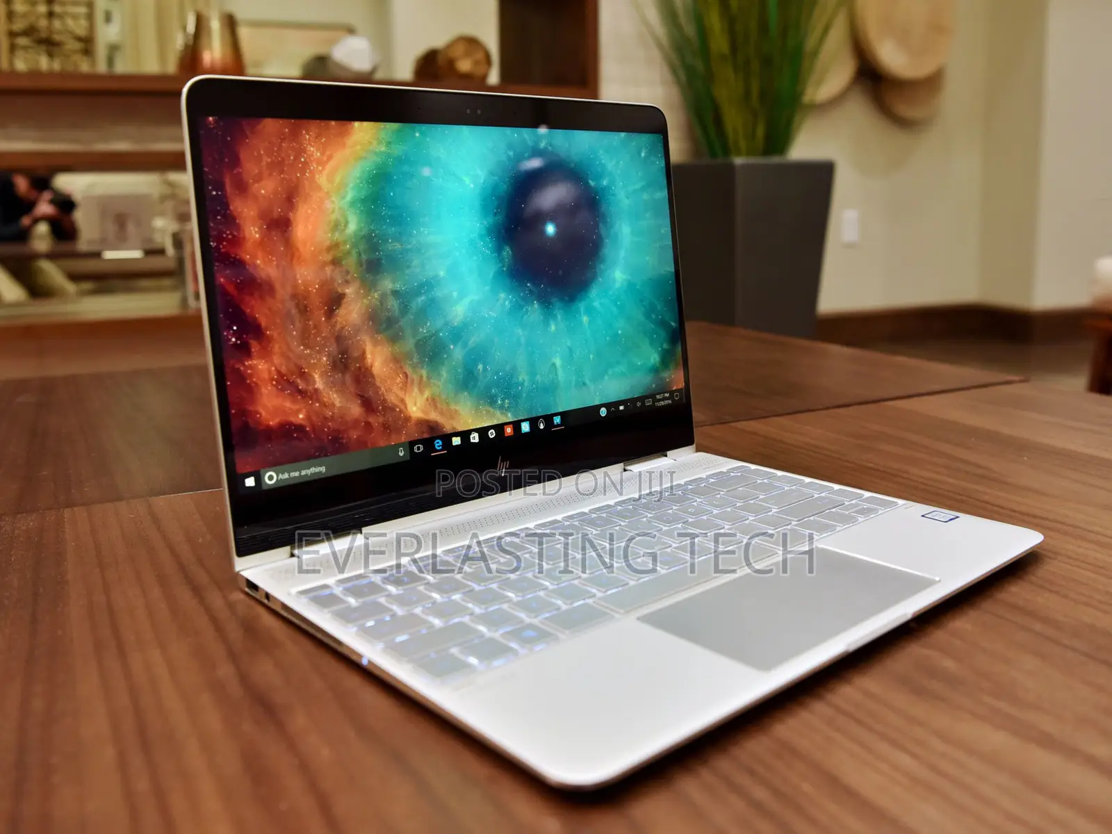 New Laptop HP Spectre X360 8GB Intel Core i5 SSD 512GB