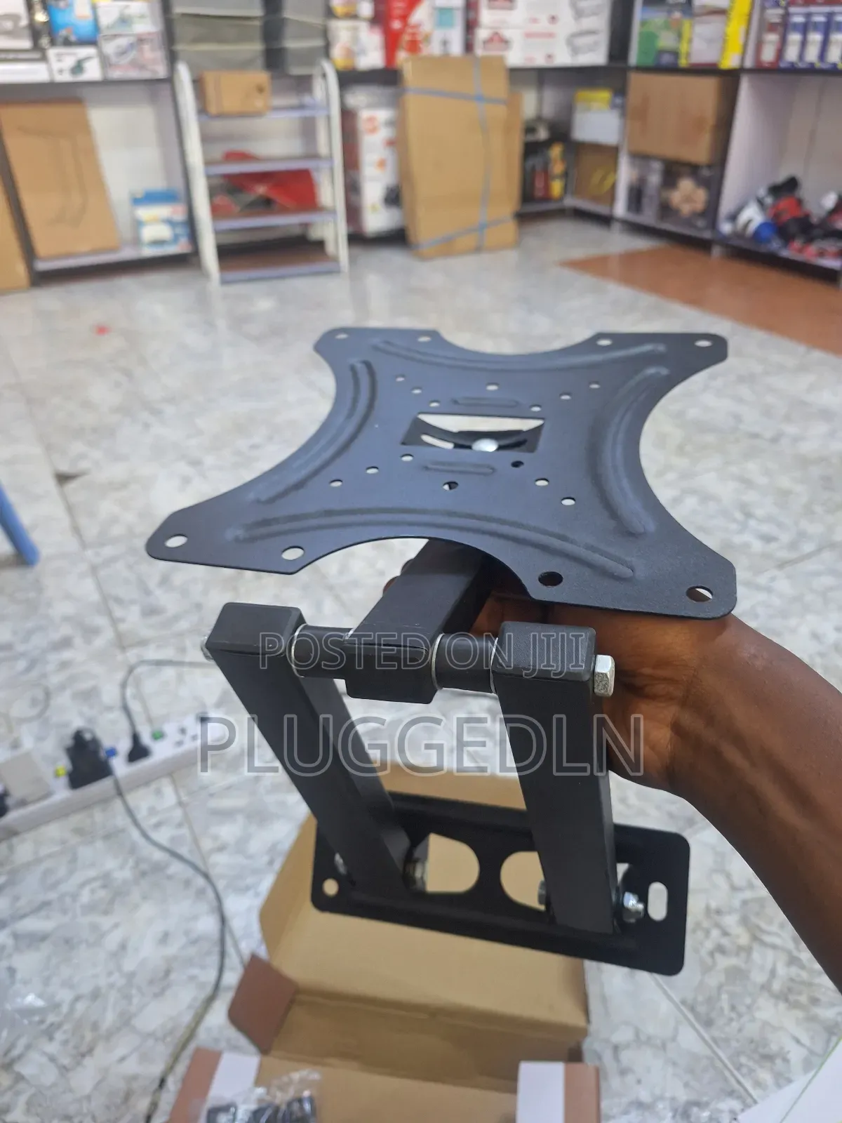 *Swivel Wall Mount for 14- 55inch Tvs.