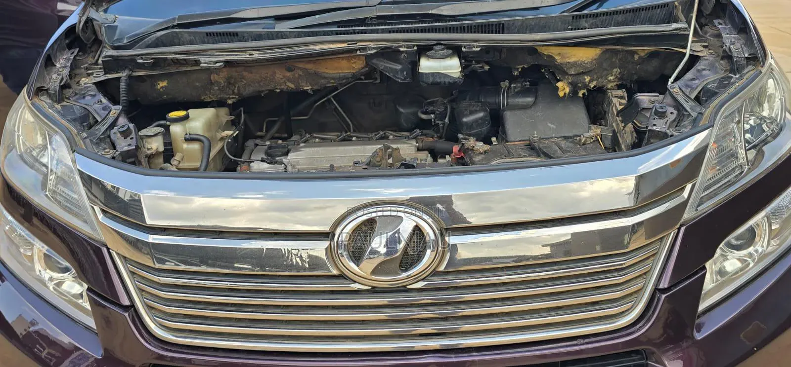 Toyota Vellfire 2012