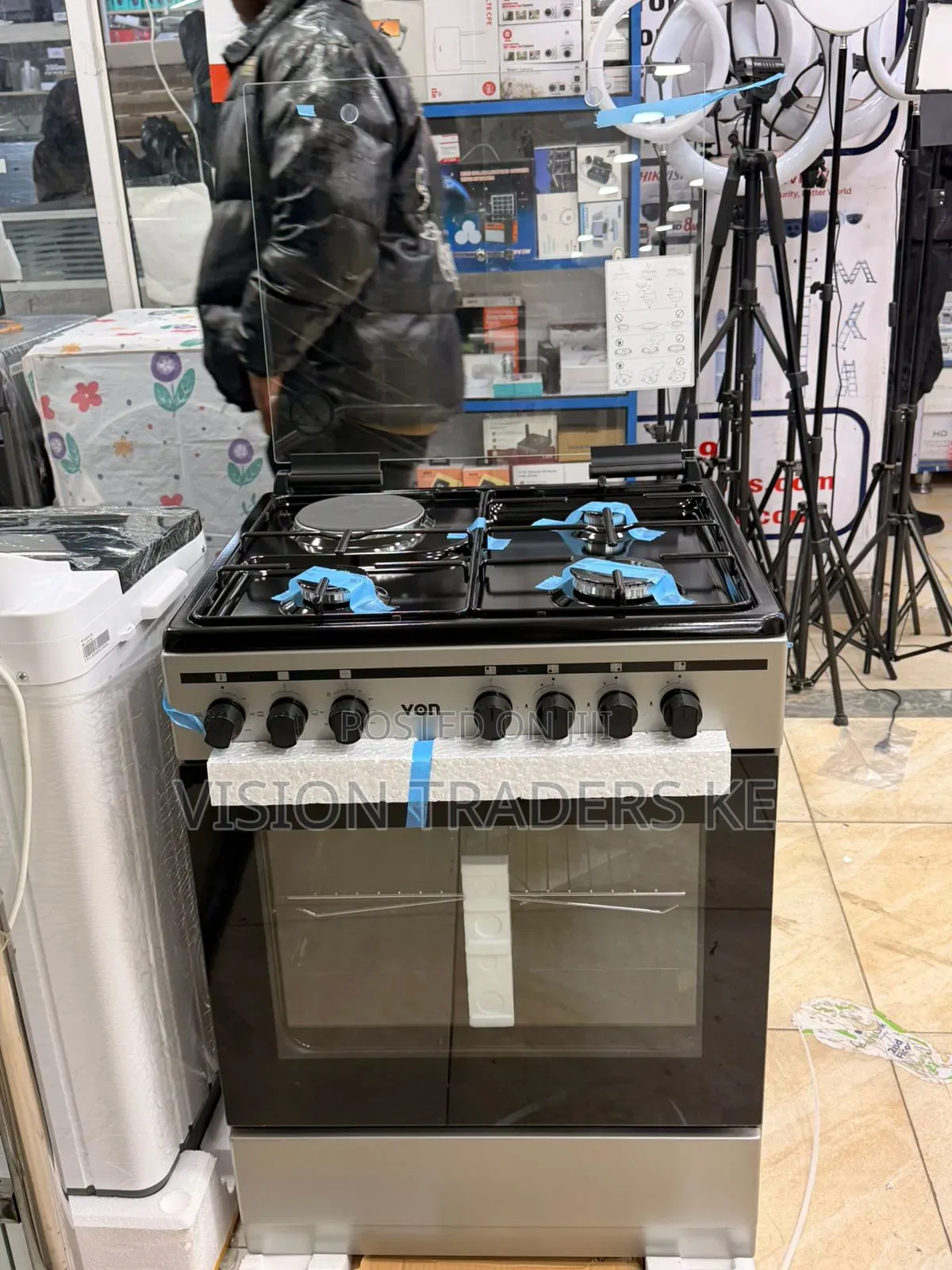 Von Vcf653131nsy 60*60cm Standing Cooker 3g+1e With Electric Oven