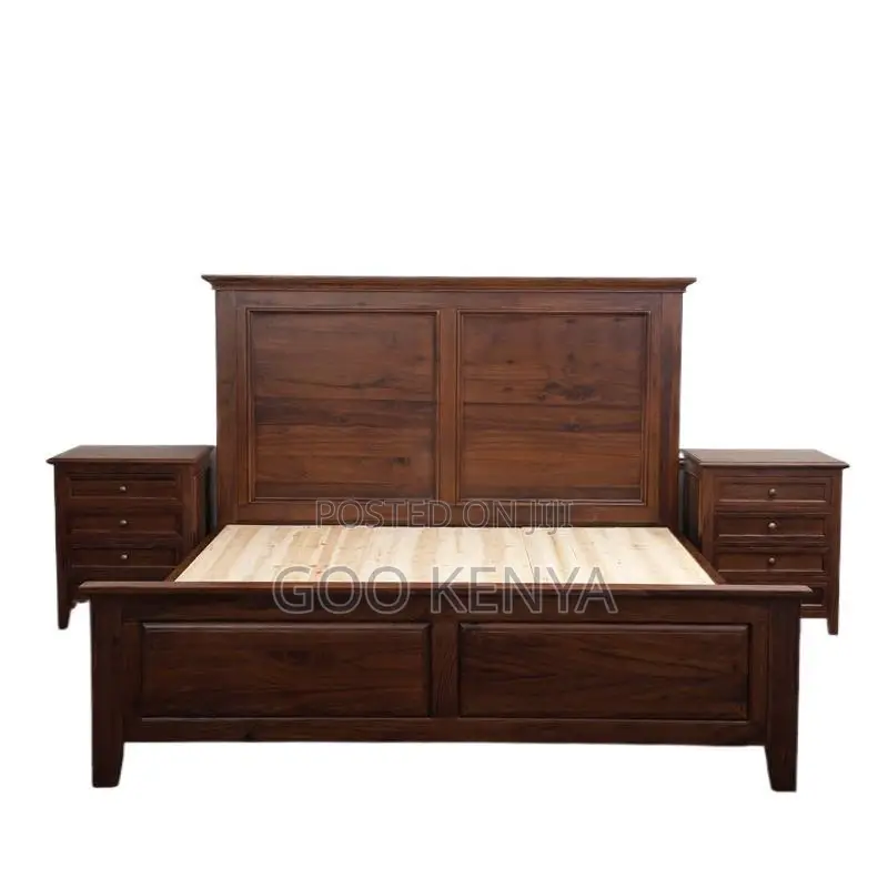 Home Bed; Elegant Mahogany King Bed With 2 Bedside Tables