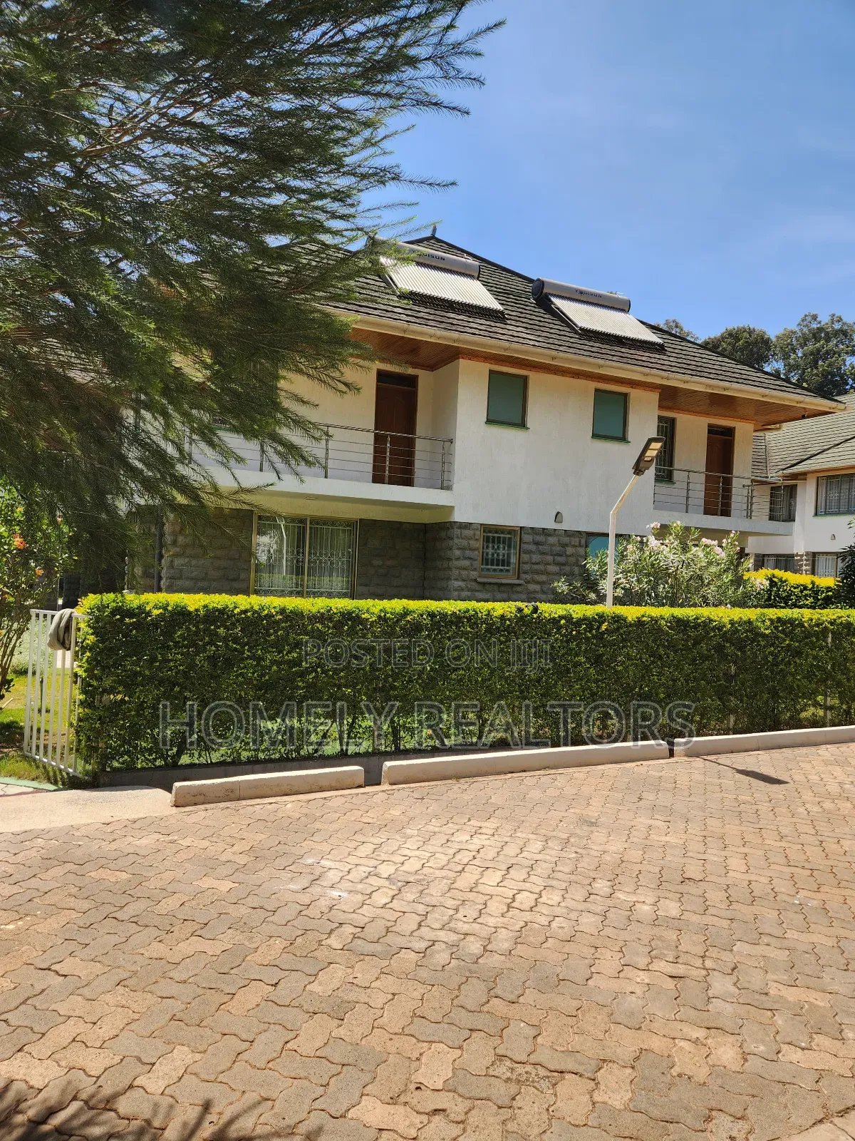 6bdrm Mansion in Nairobi, Karen for rent
