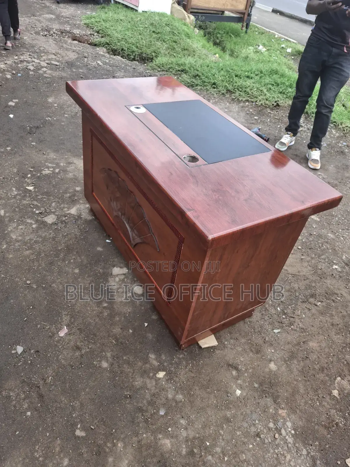 Office Executive Working Desk