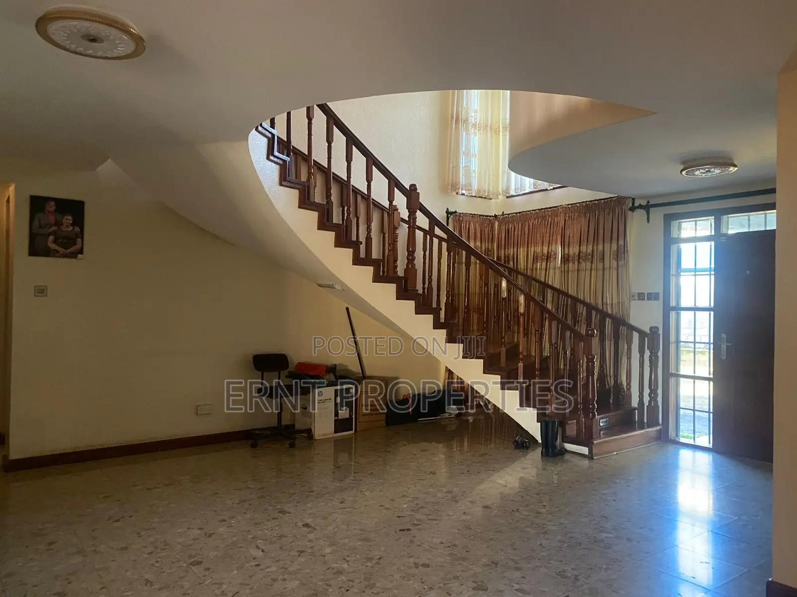 5bdrm Maisonette in Kitisuru for sale