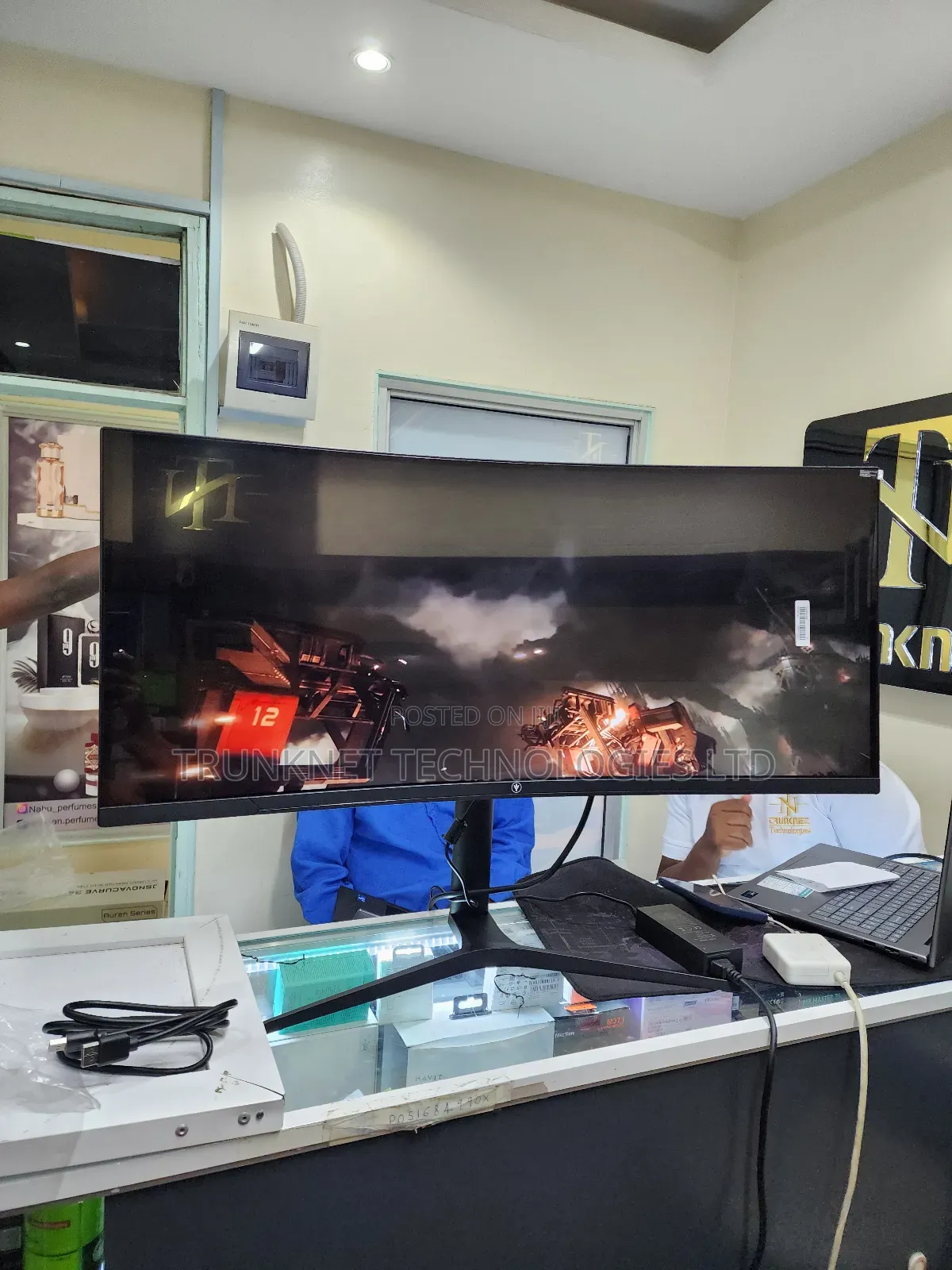 Js Nova Auren Series 34′′ Curved Ultra-Wide Monitor – 3440×1440 Uwqhd