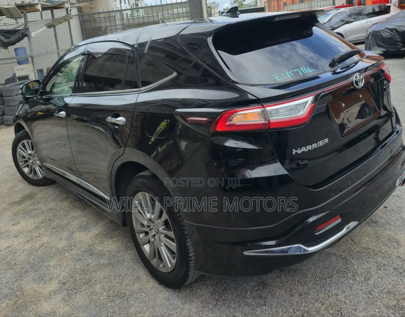 Toyota Harrier 2.0 2019 Black
