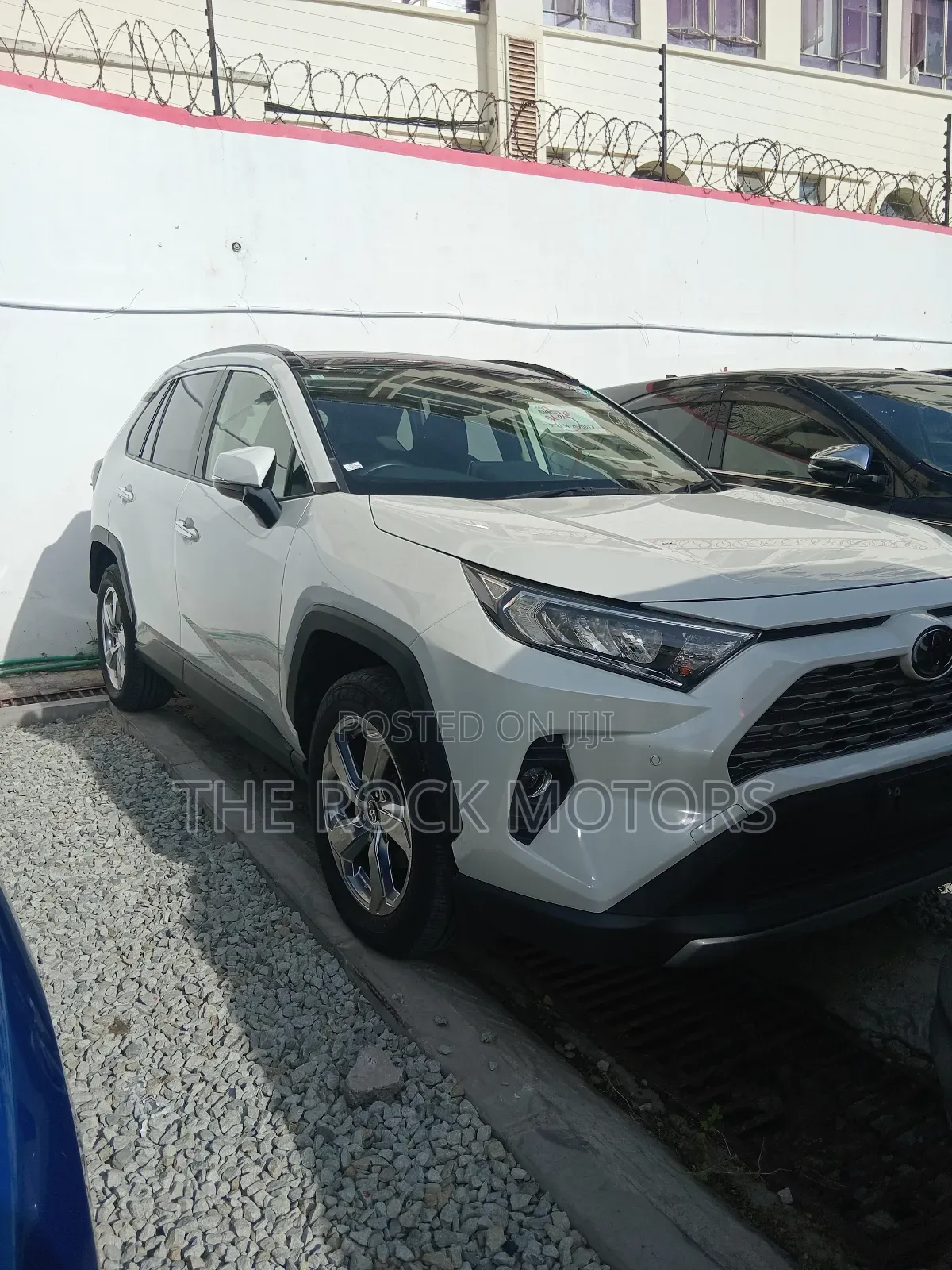 Toyota RAV4 2020 White
