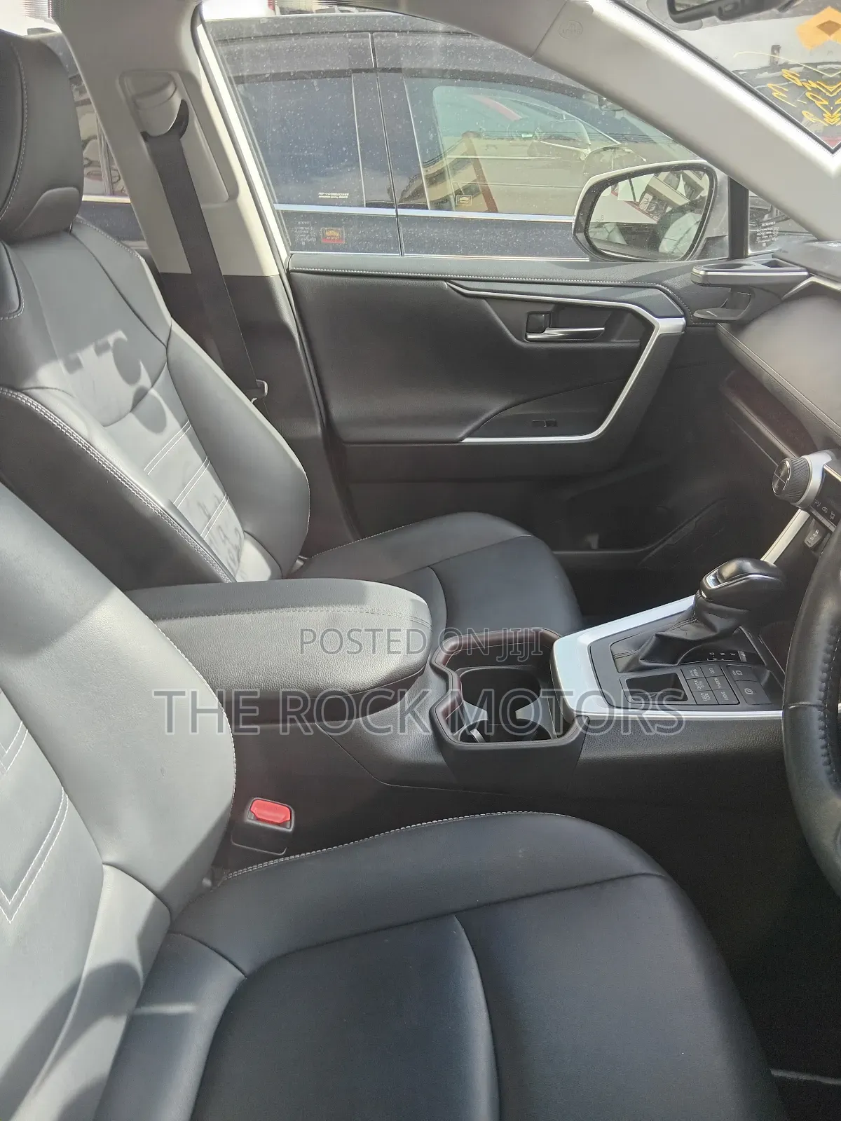 Toyota RAV4 2020 White