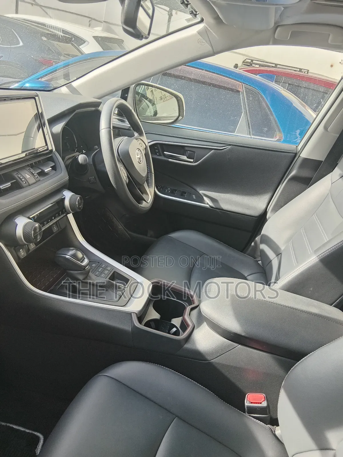 Toyota RAV4 2020 White
