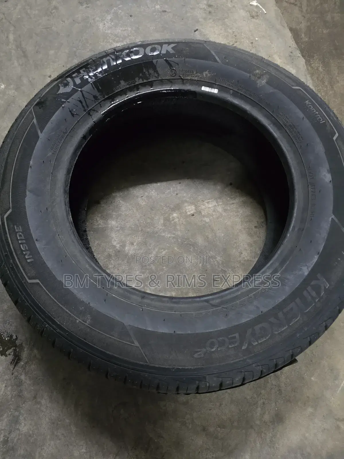 215 /65 R16 Hankhook Tyres (Highway)