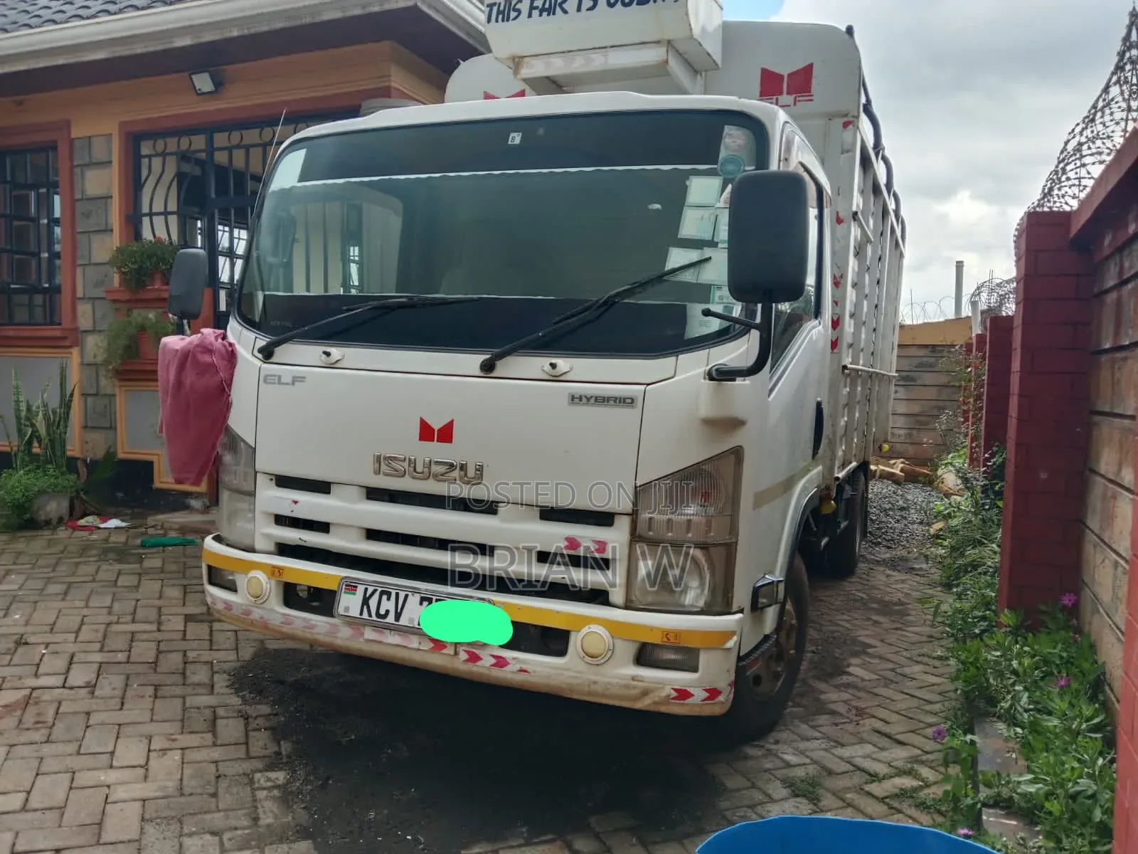 Isuzu NPR Elf Hybrid