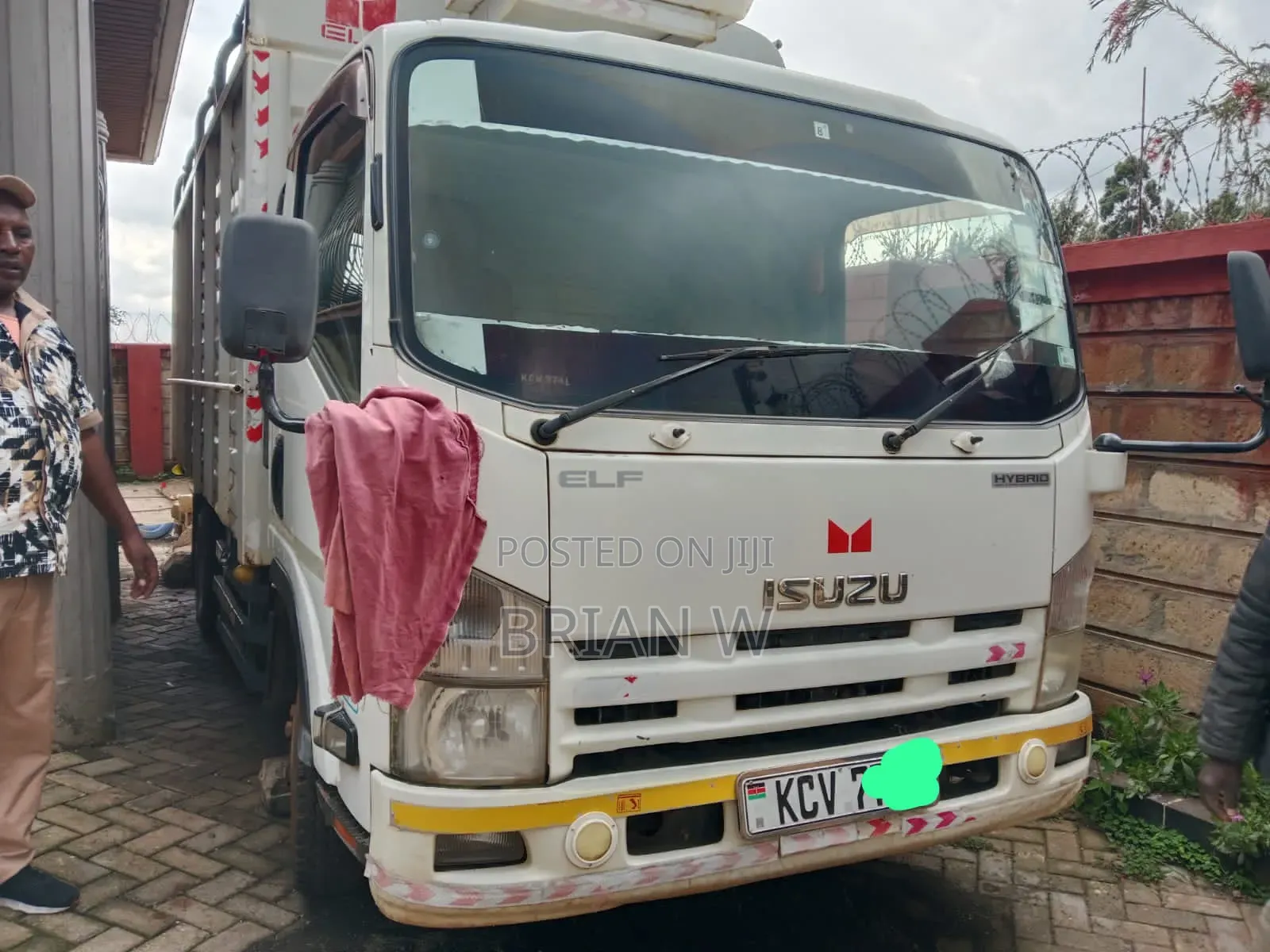 Isuzu NPR Elf Hybrid