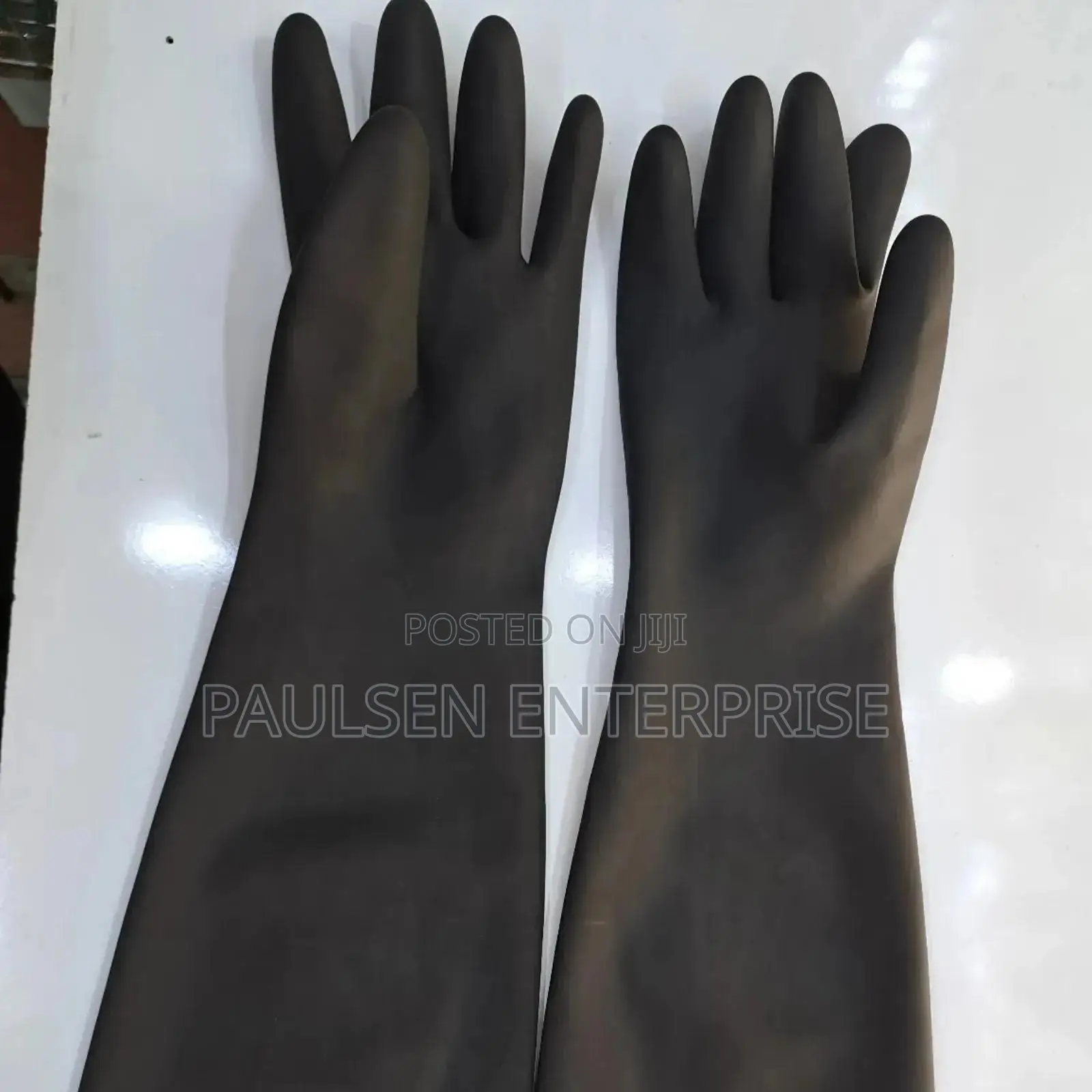 Industrial Rubber Gloves 18"
