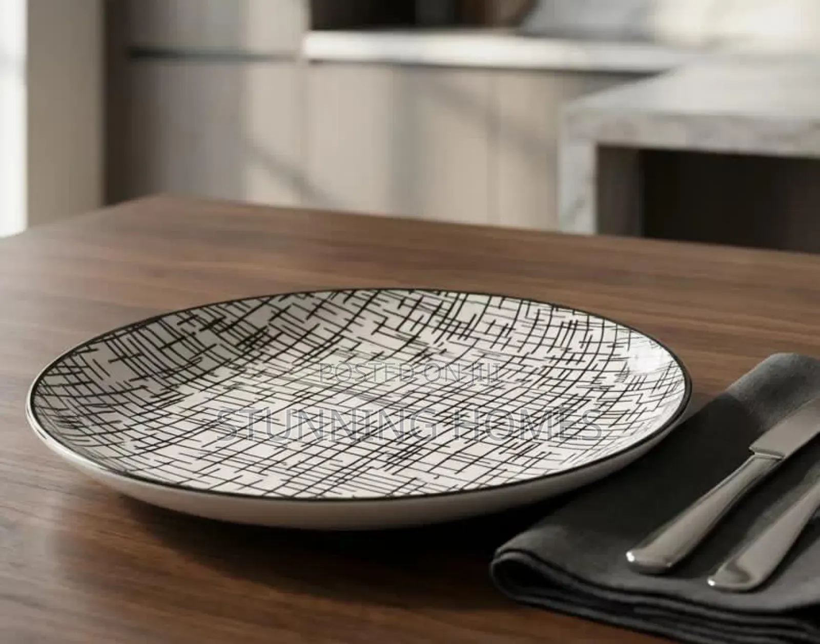 10.5" Dinner Plates