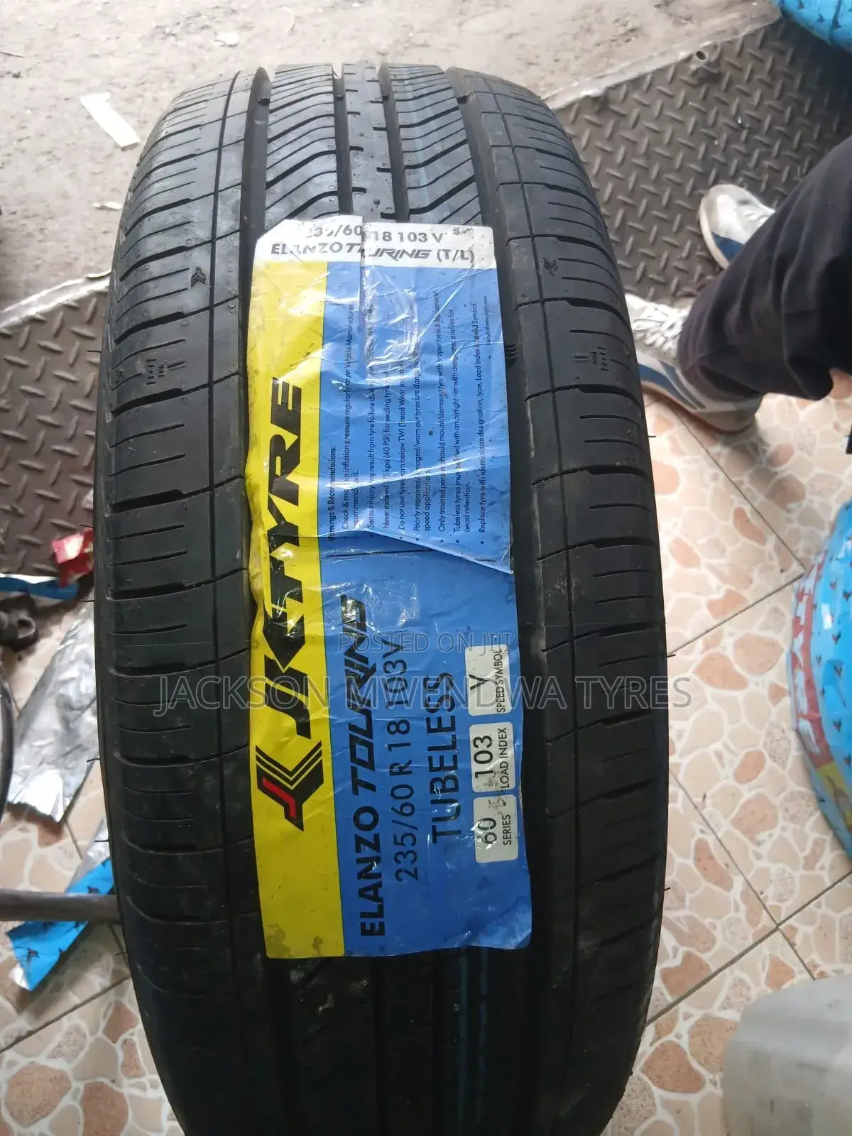 235/60r18 Jk Tyres ( Made in India)