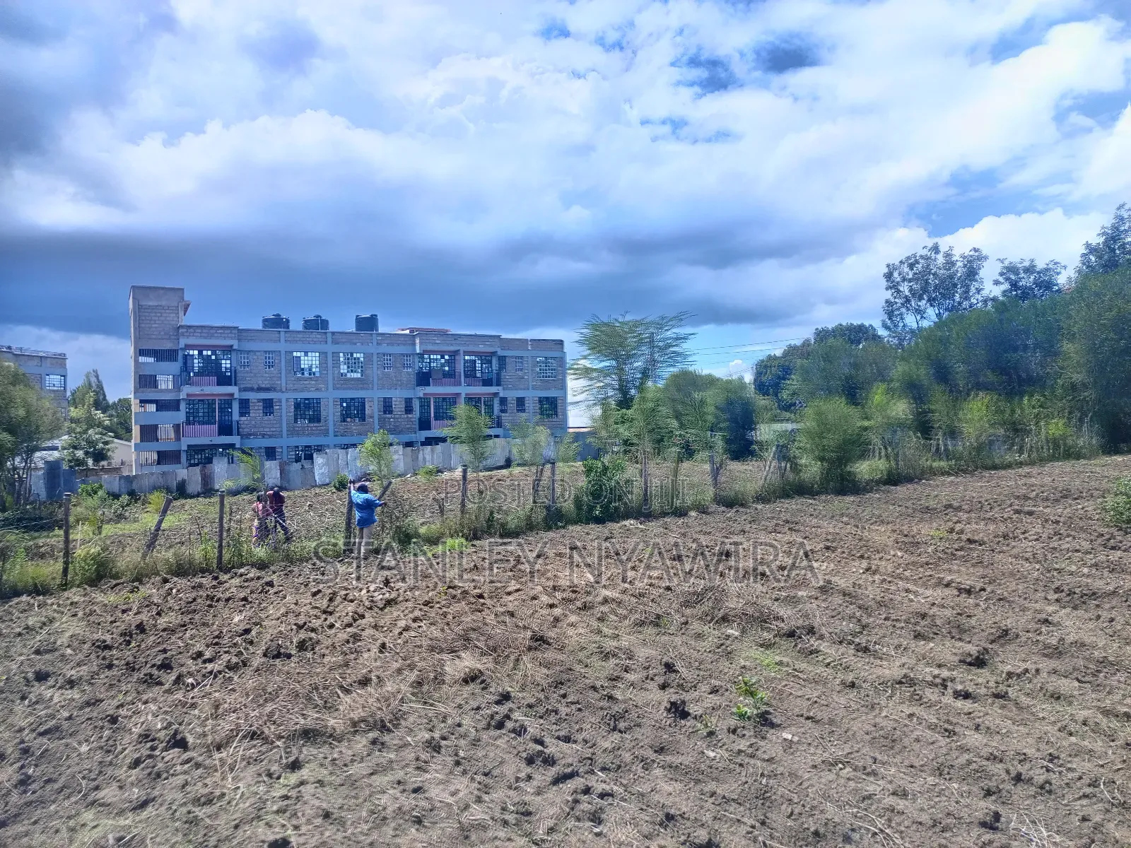 1/4 Located Nanyuki Town Muthaiga
