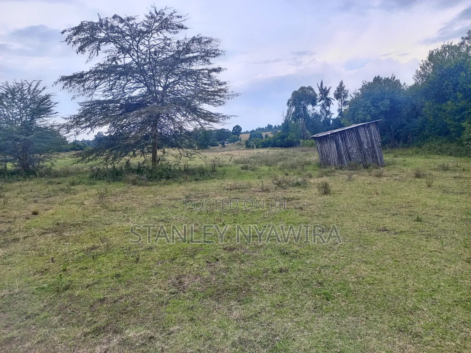 6 Acreas Located Nanyuki Nyeri Highway