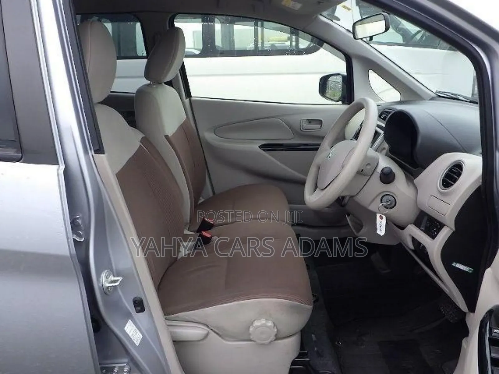 Mitsubishi EK Wagon 660 FWD 2018 Silver