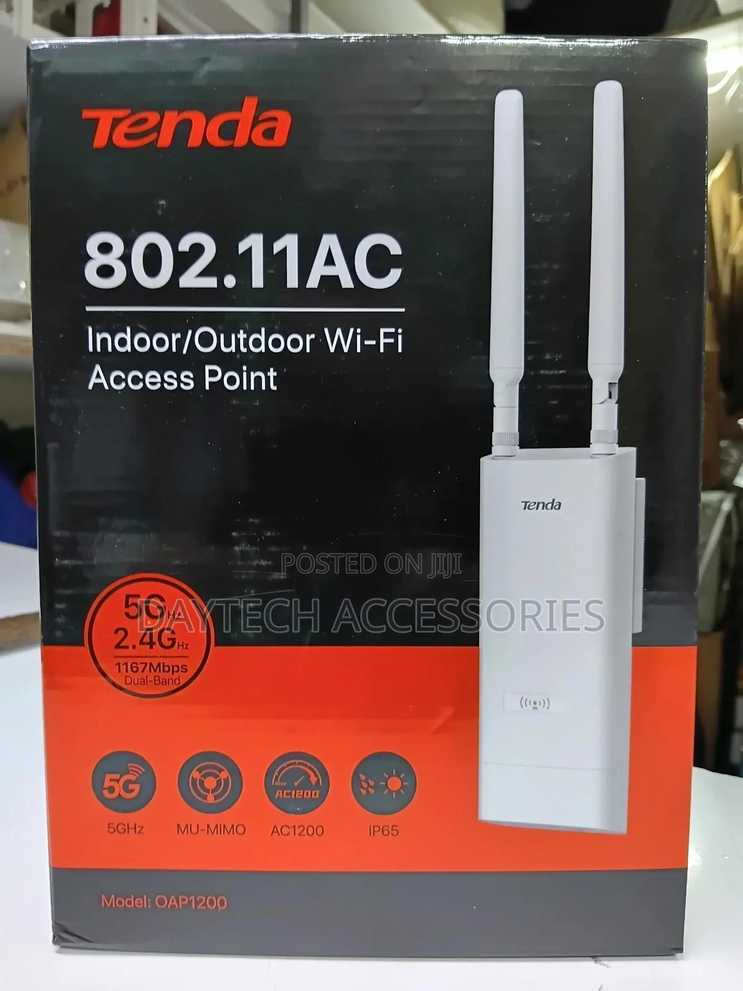 Tenda Oap1200 Indoor/Outdoor Wi-Fi Access Point.