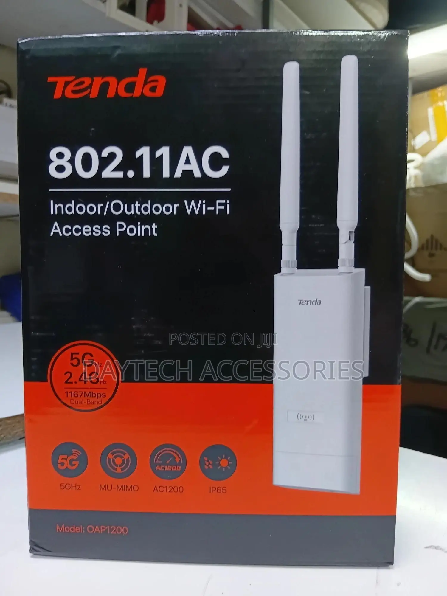 Tenda Oap1200 Indoor/Outdoor Wi-Fi Access Point.