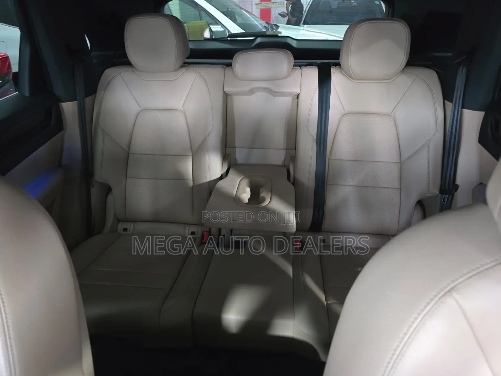Porsche Cayenne 2019 White