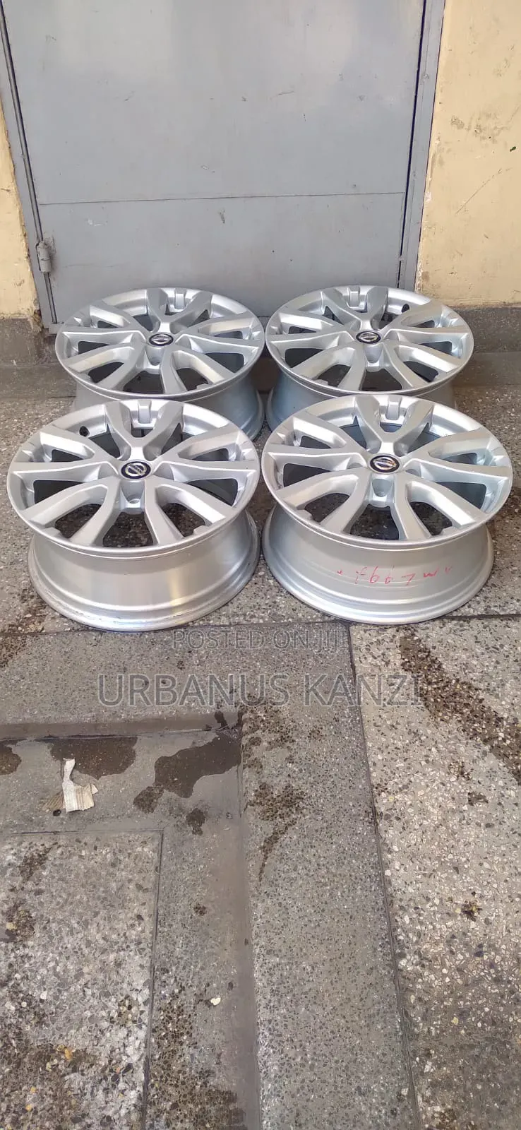 Size 17 Inch Nissan Sport Rims