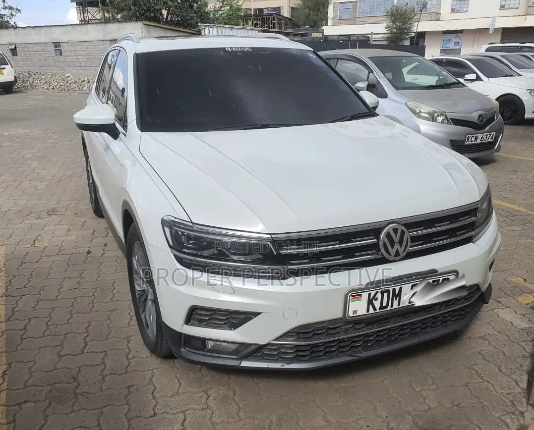 Volkswagen Tiguan 2.0T SEL Premium FWD 2018 Pearl
