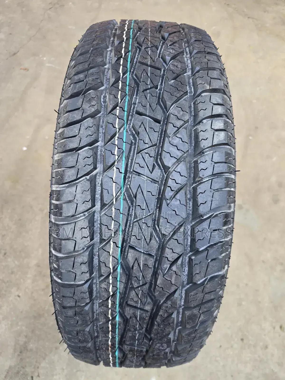 255/65 R16 Maxxis Bravo.(All Terrein)