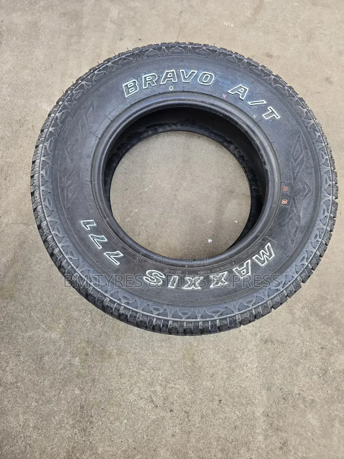 255/65 R16 Maxxis Bravo.(All Terrein)
