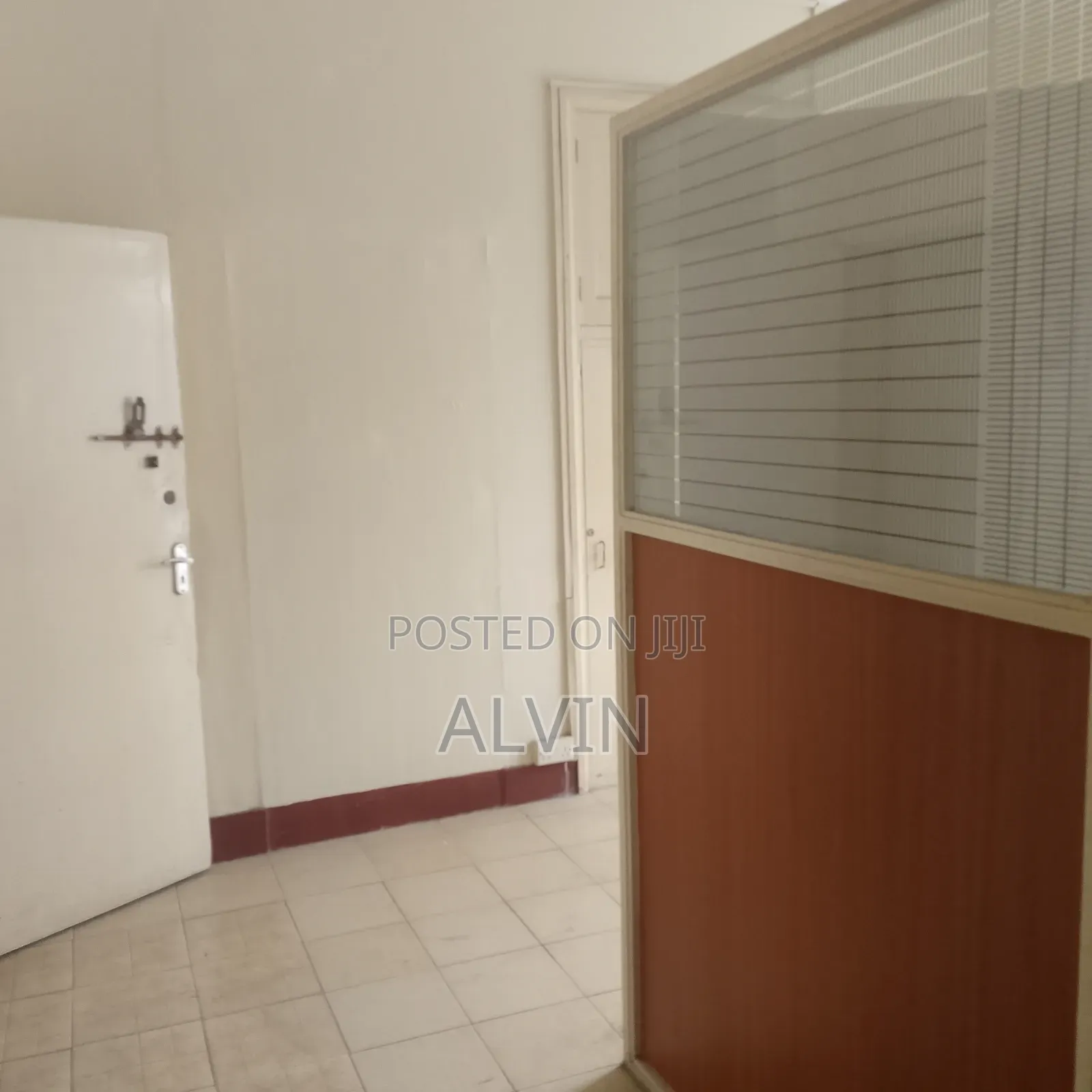 Office Moi Ave