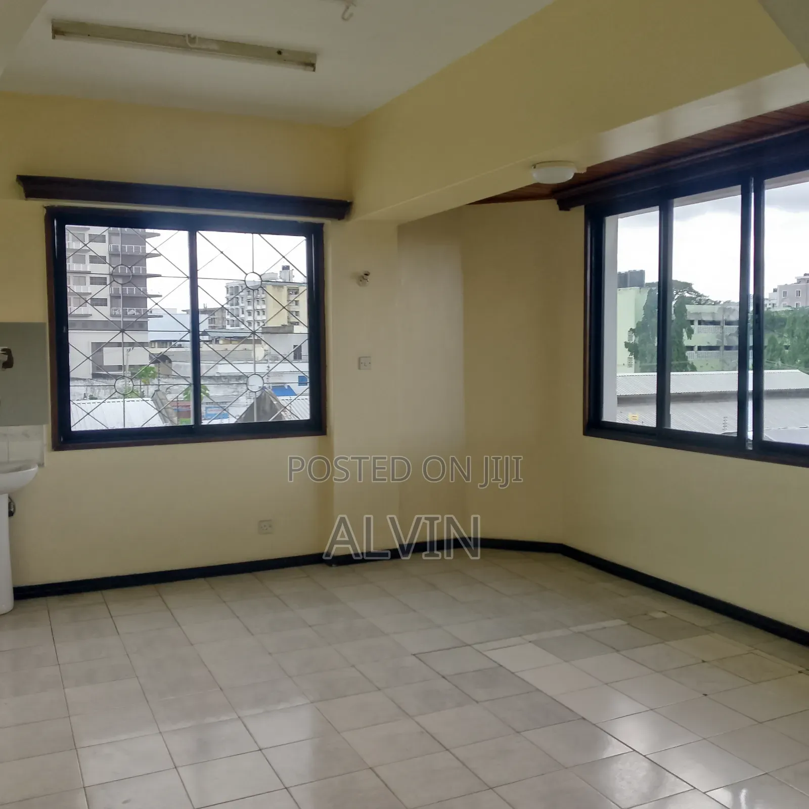 3bdrm Apartment in Railalways, Mvita Railways for rent