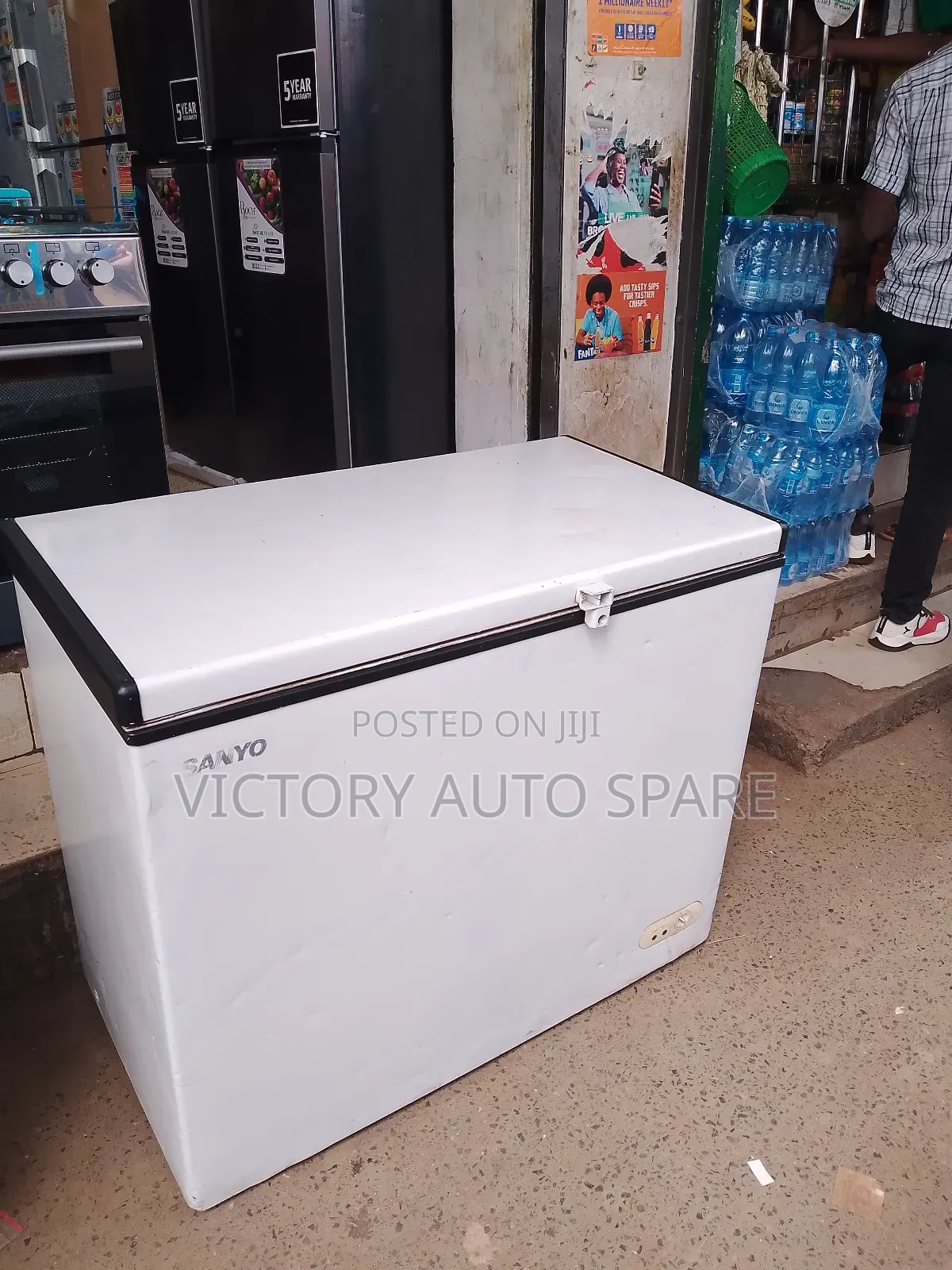 Sanyo Clean Deep Freezer