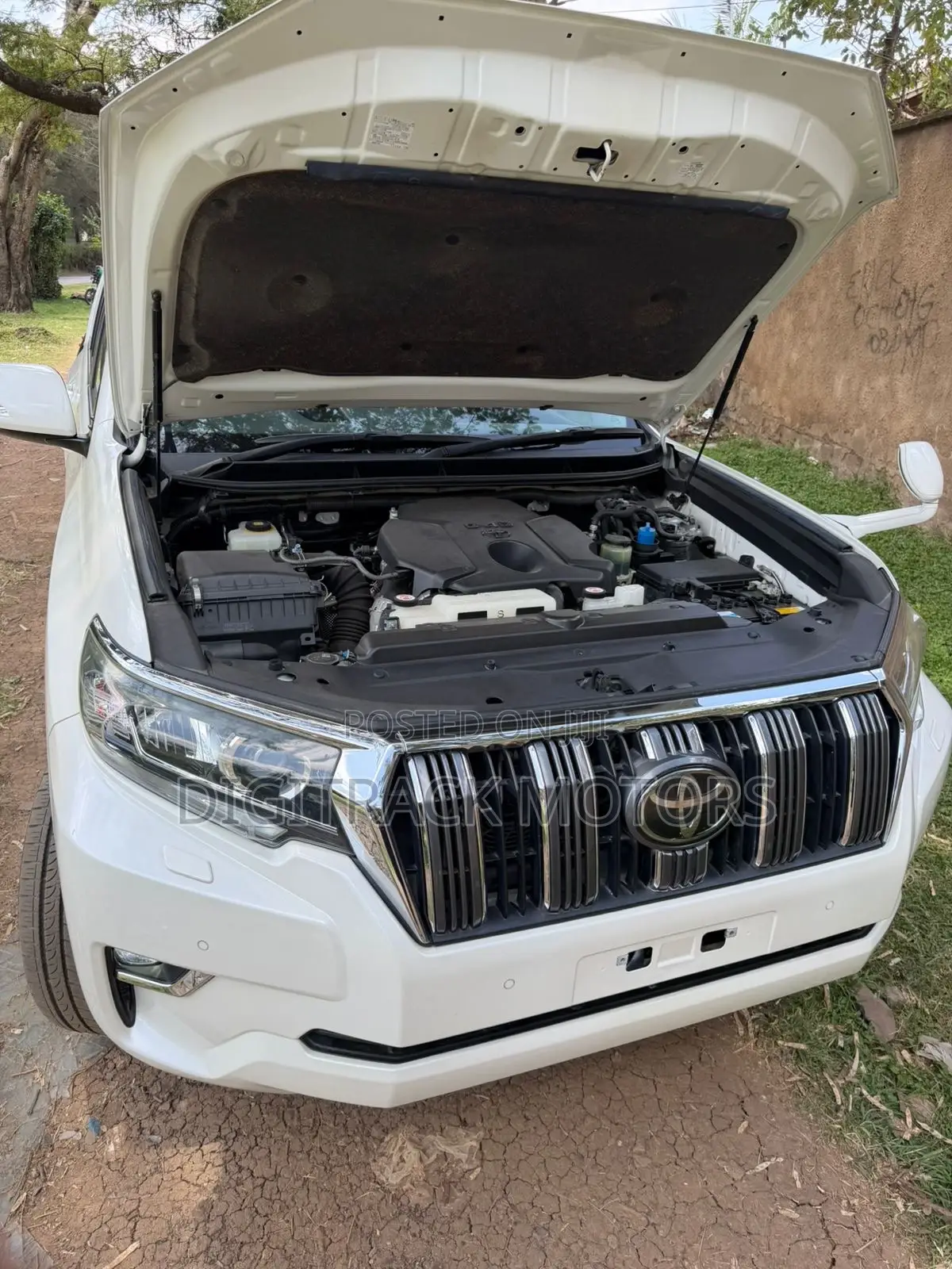 Toyota Land Cruiser Prado 2.8 2019 White