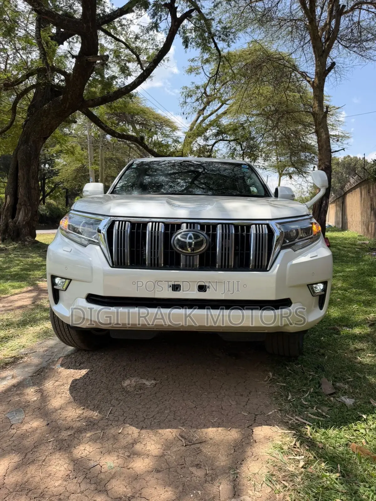 Toyota Land Cruiser Prado 2.8 2019 White