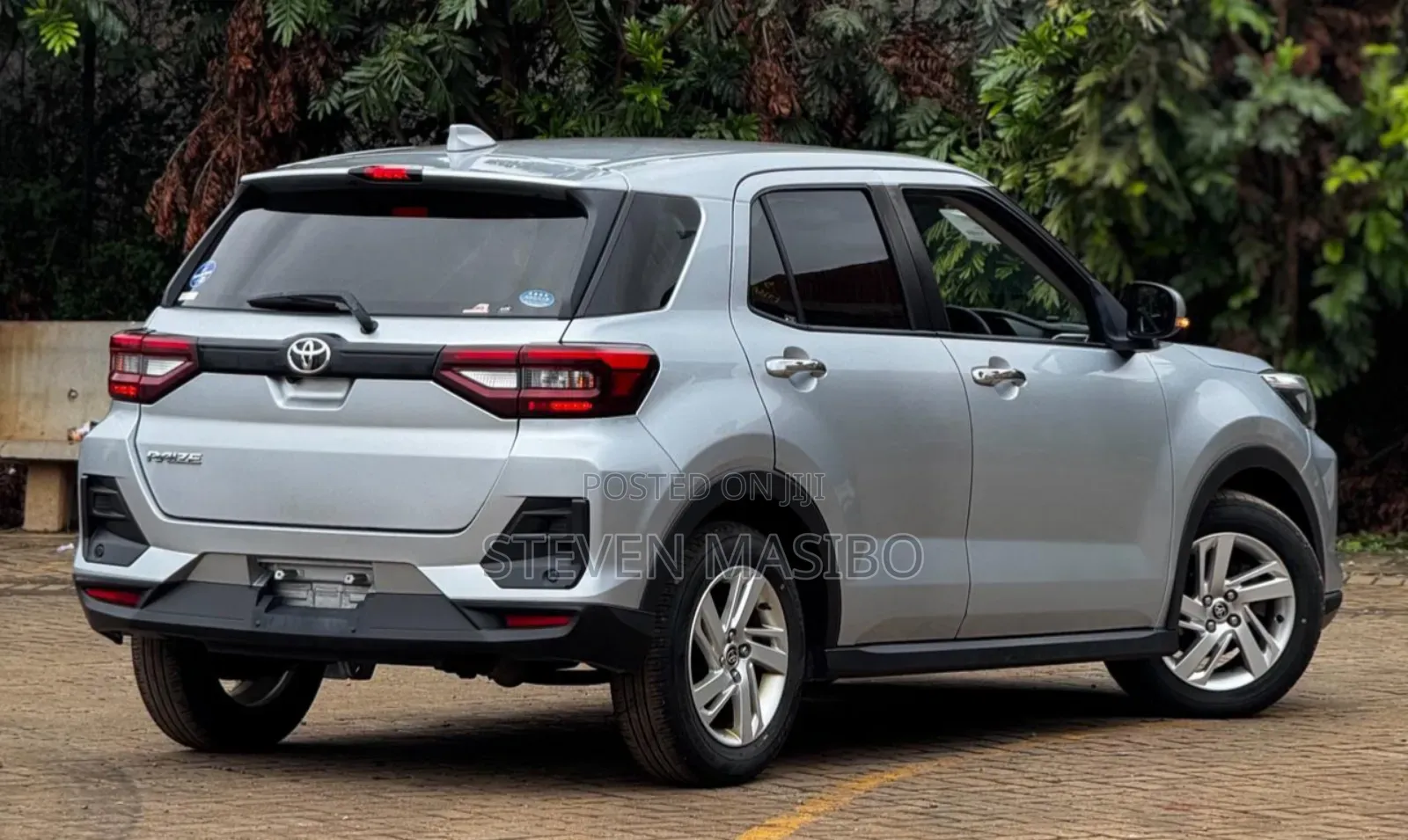 Toyota Raize 1.0 AWD 2019 Silver