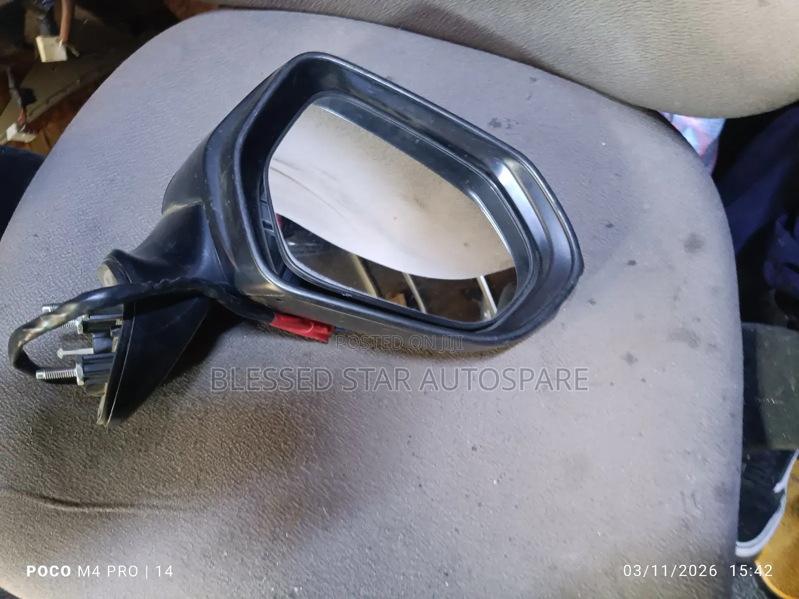 Toyota Spade Bew